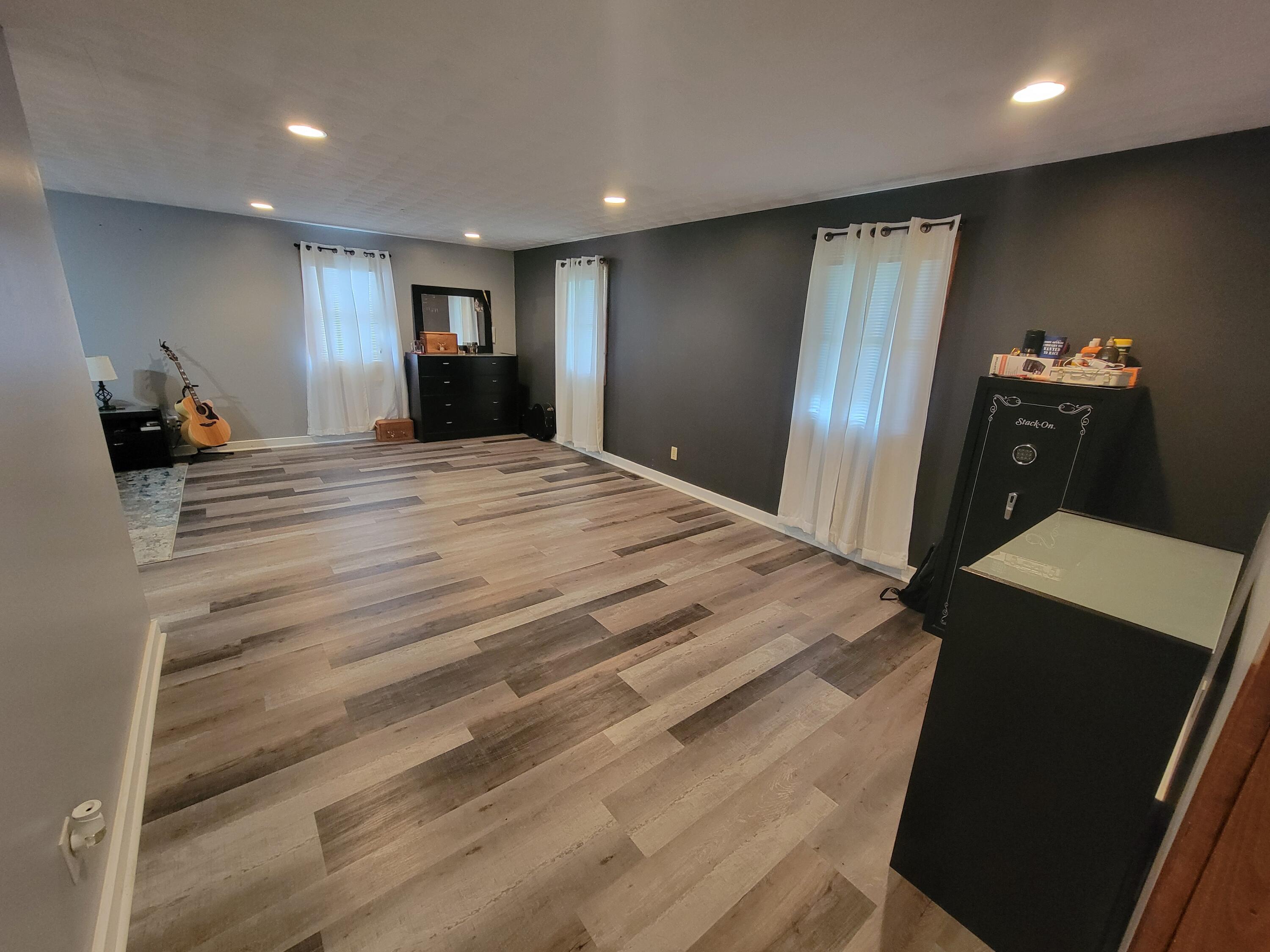 751 Barker Road Property Photo 24