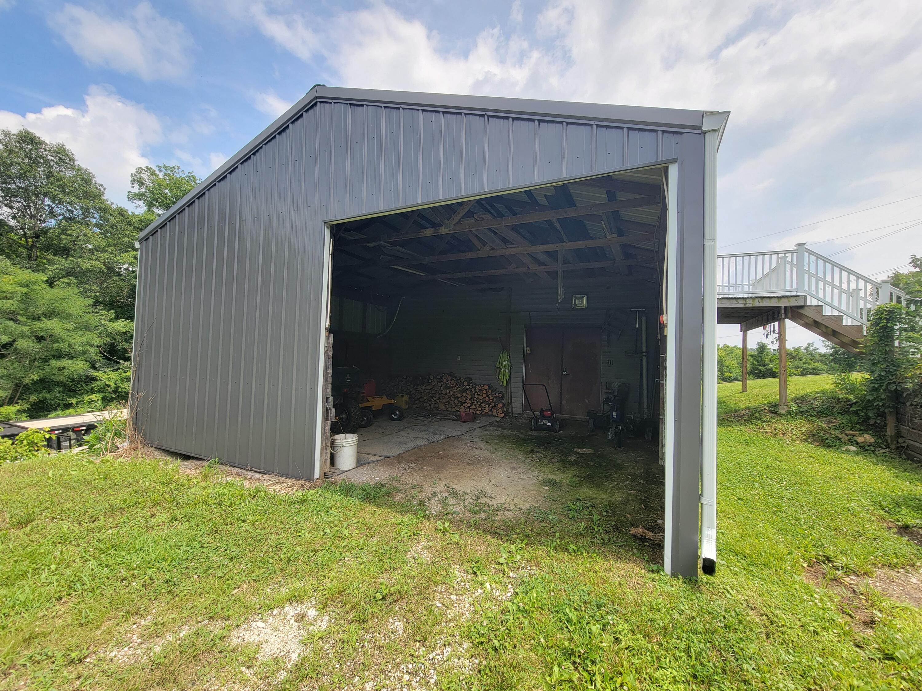751 Barker Road Property Photo 48