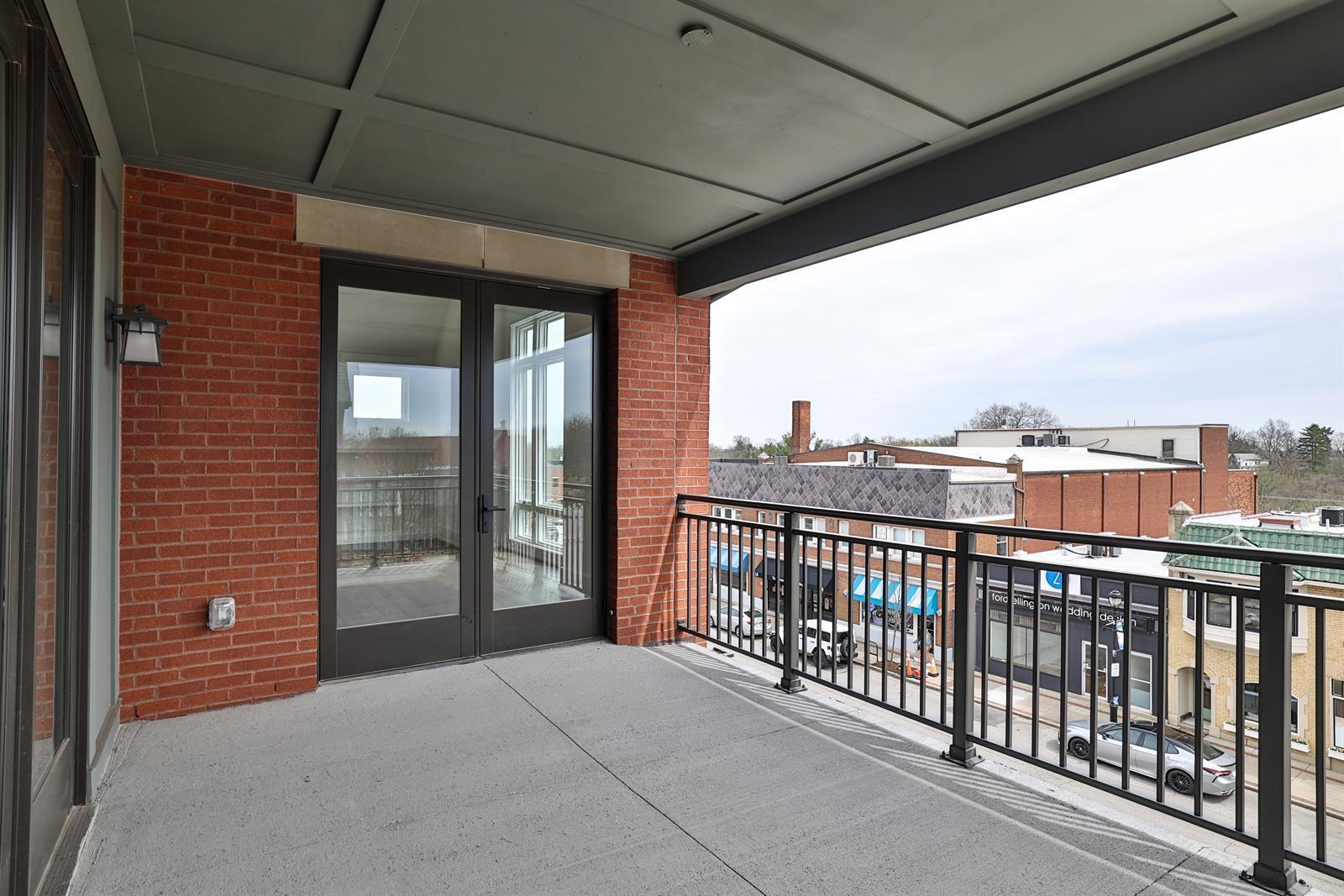 1 Highland Avenue, 309 Property Photo 27