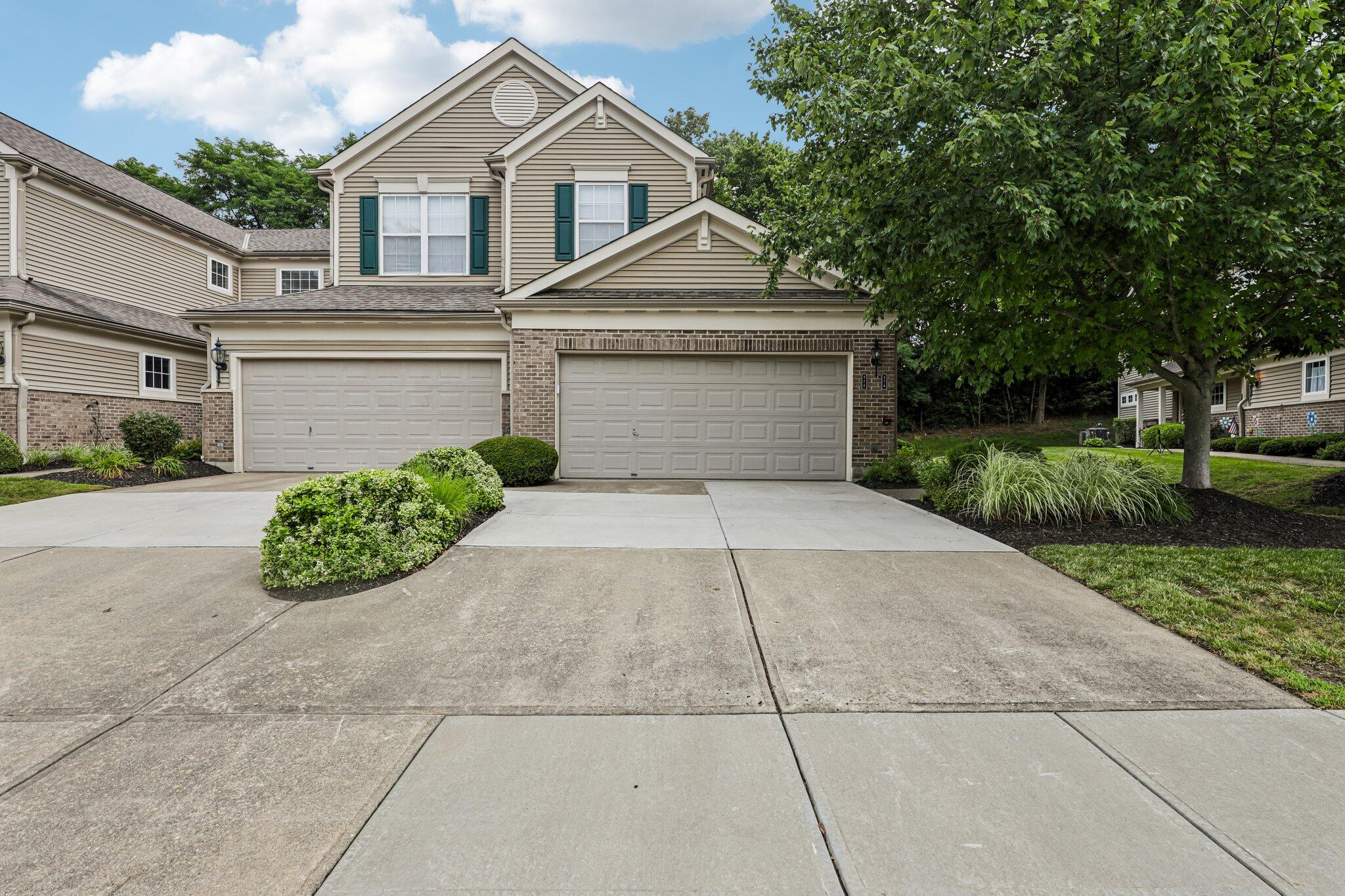 876 Flint Ridge Property Photo 1