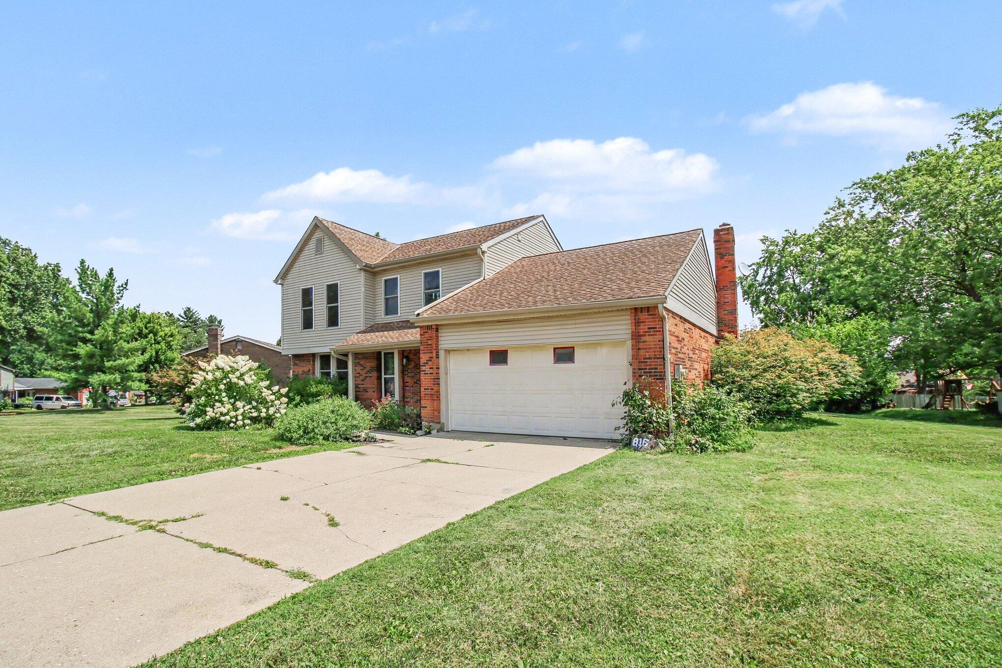 816 Deena Drive Property Photo 3