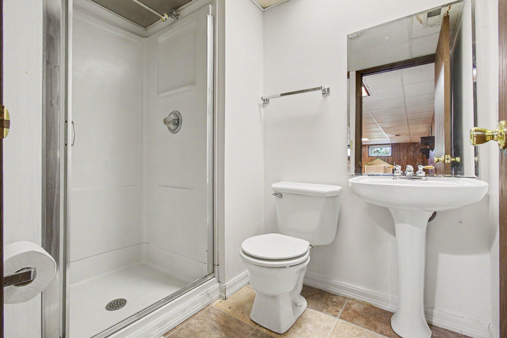 816 Deena Drive Property Photo 23