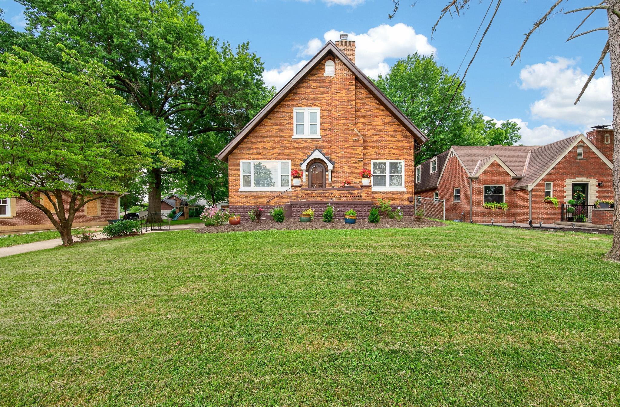 30 Dudley Road Property Photo 1