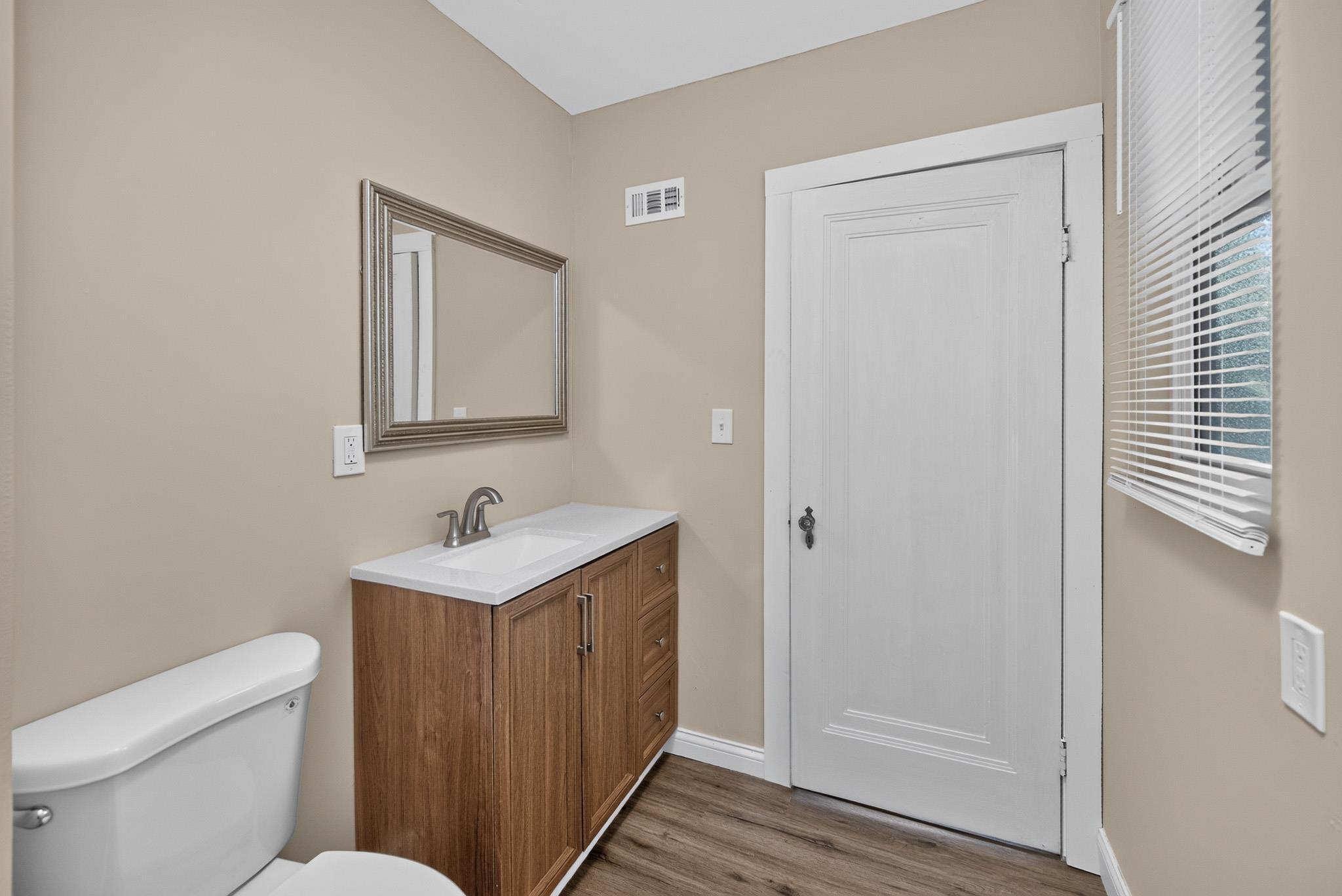 30 Dudley Road Property Photo 31