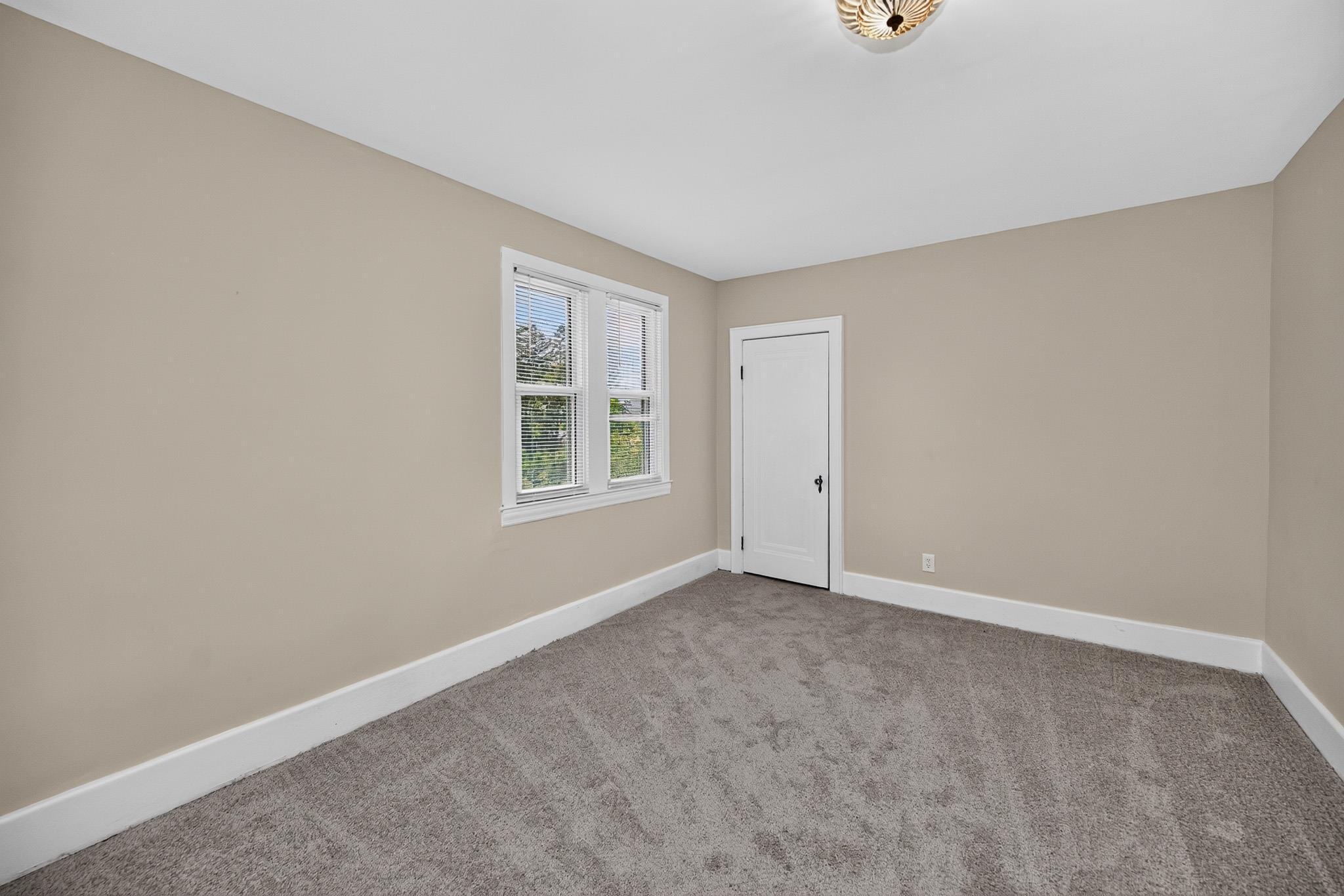 30 Dudley Road Property Photo 36