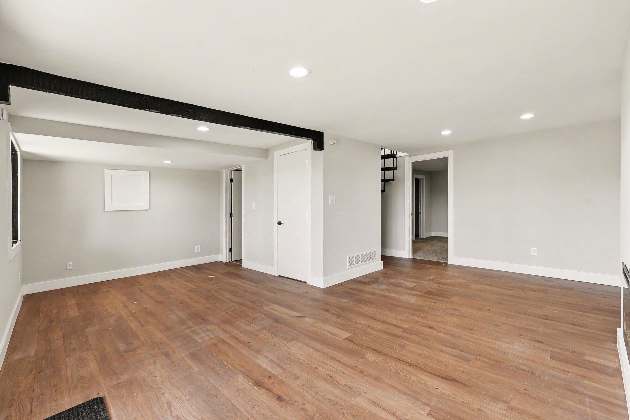 950 Reeves Road Property Photo 18