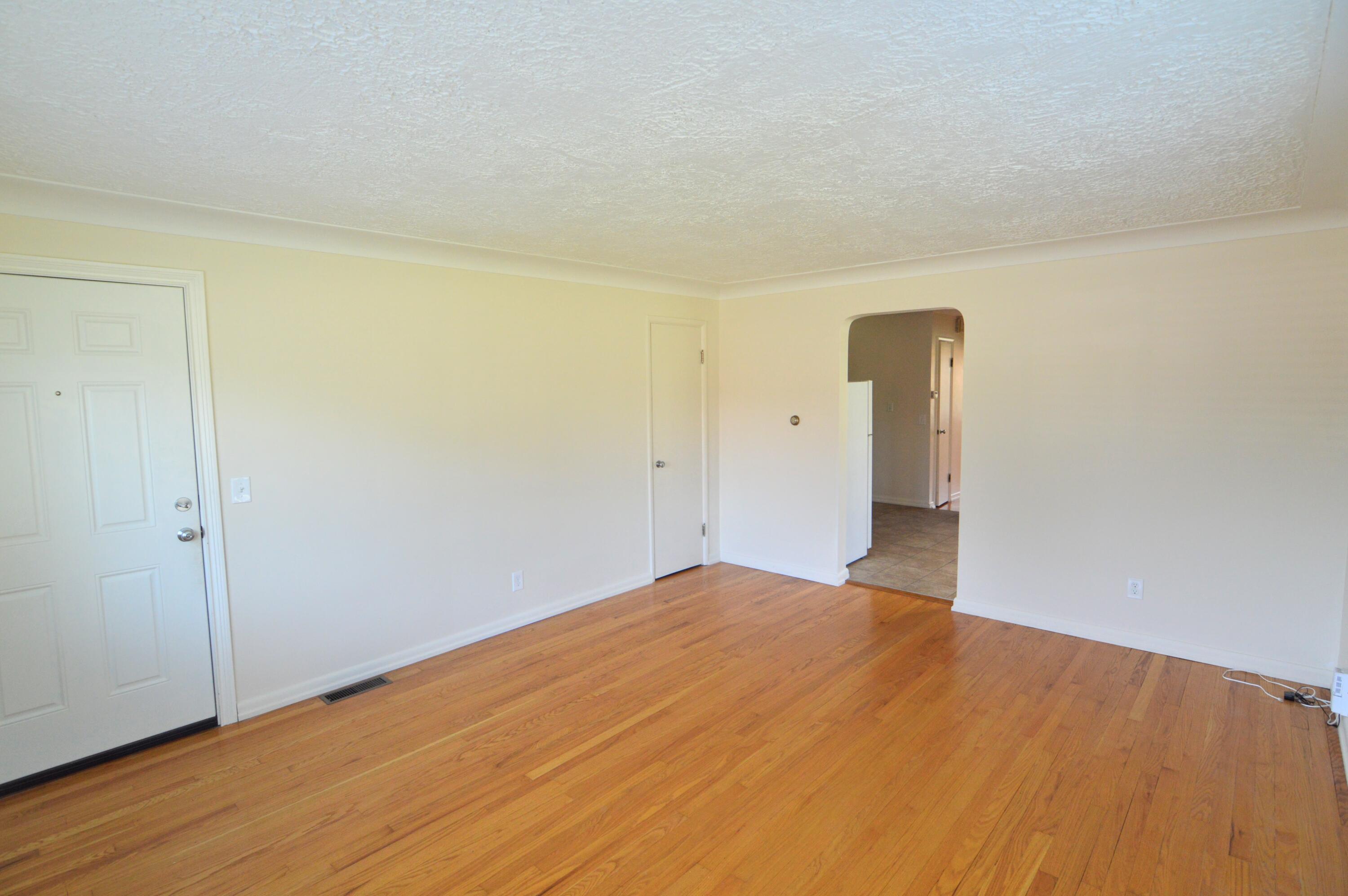 644819 Property Photo 7
