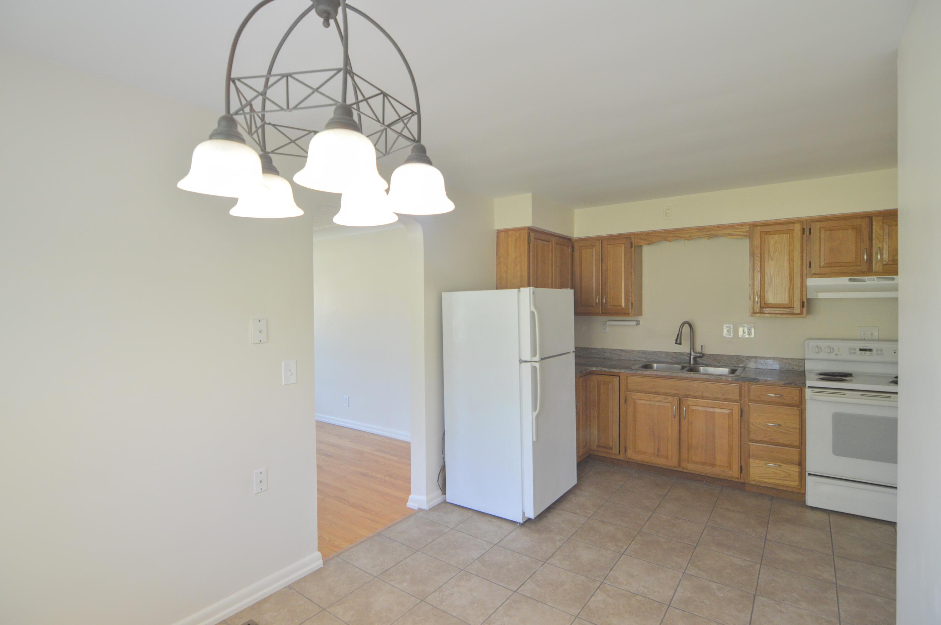 644819 Property Photo 10