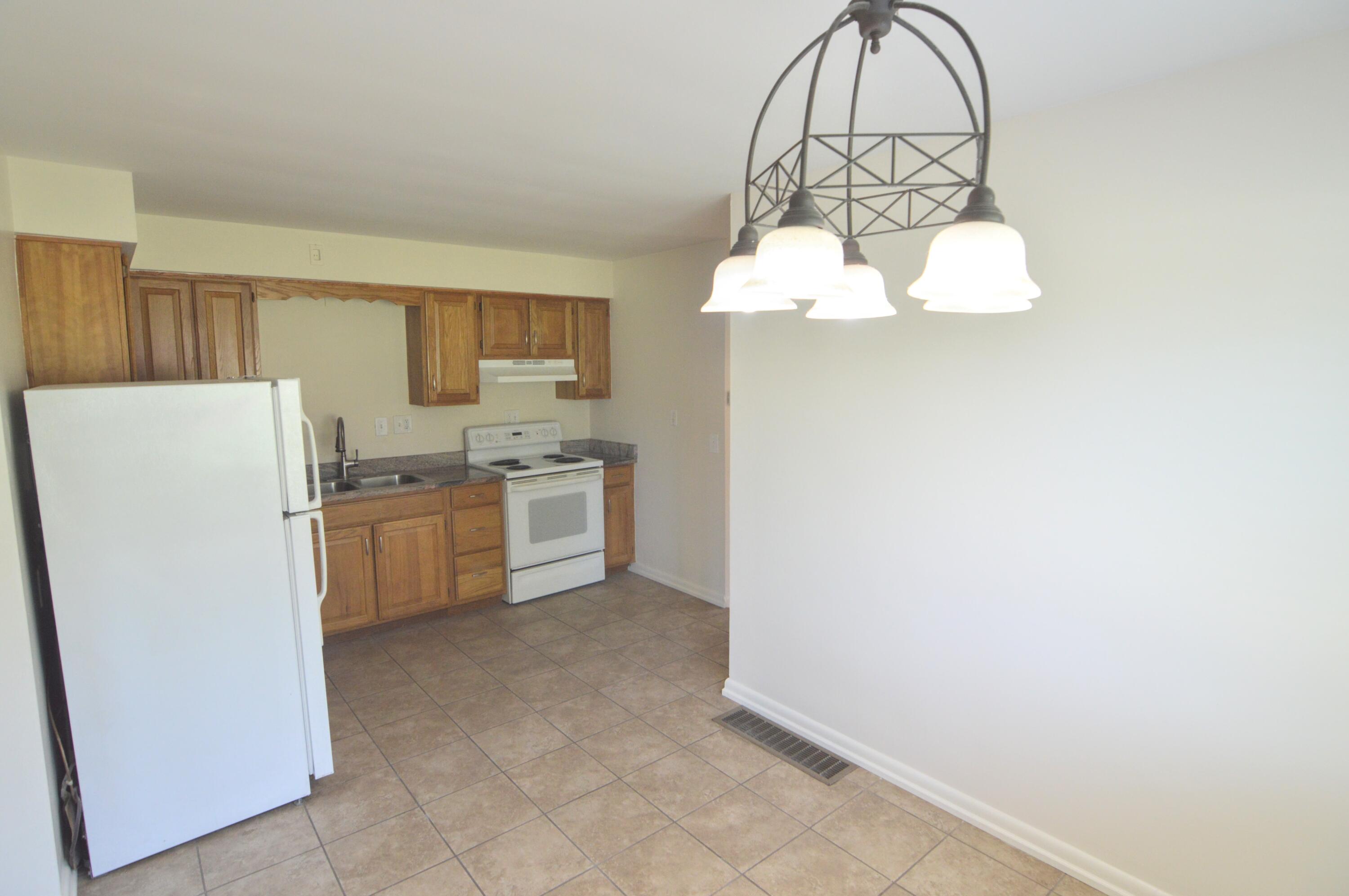 644819 Property Photo 11