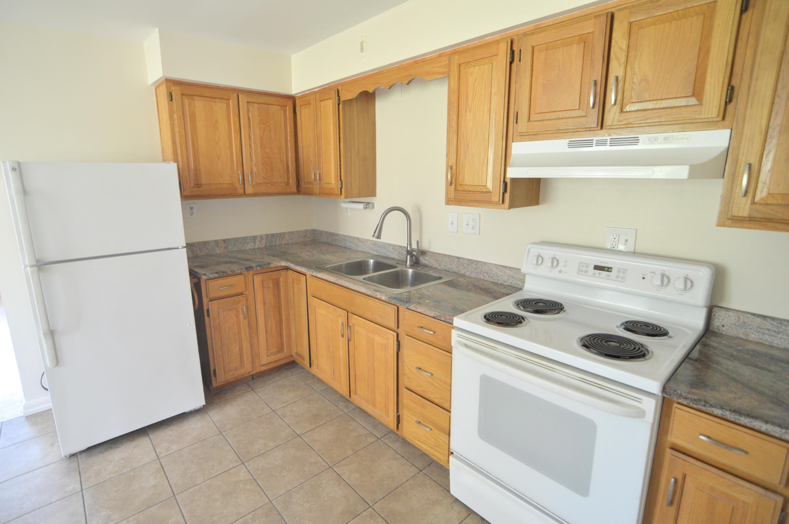 644819 Property Photo 18