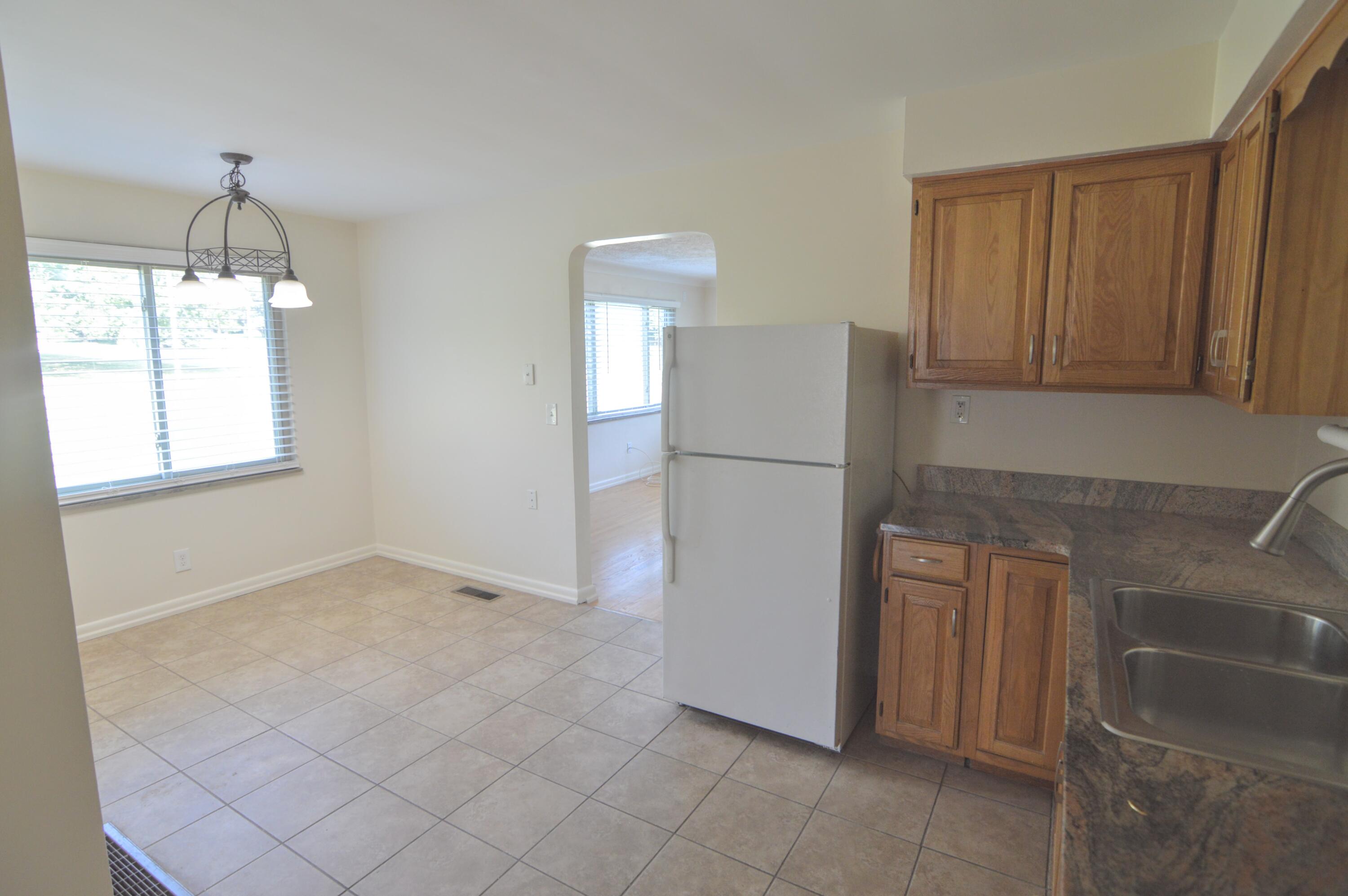 644819 Property Photo 19