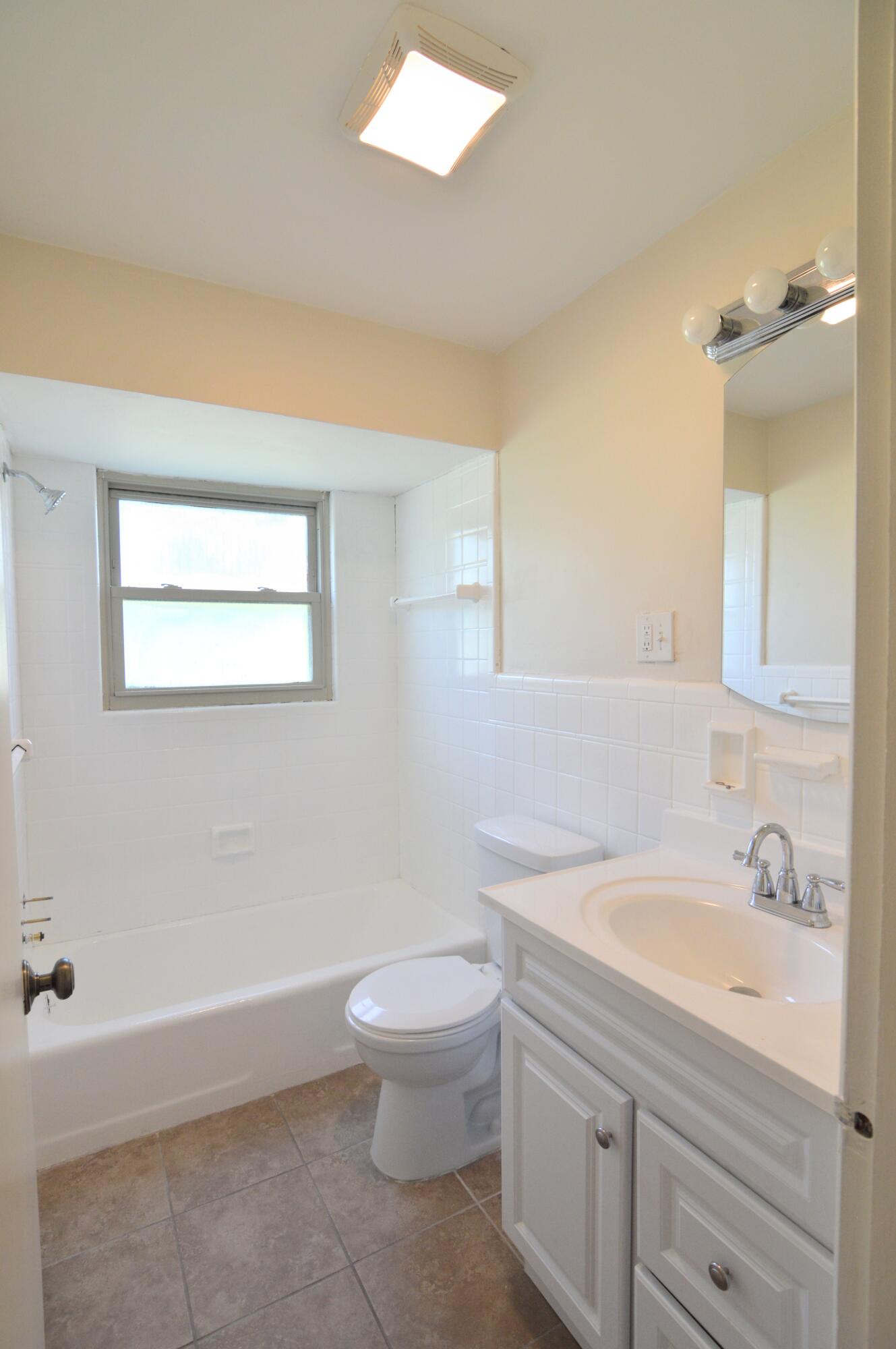 644819 Property Photo 21