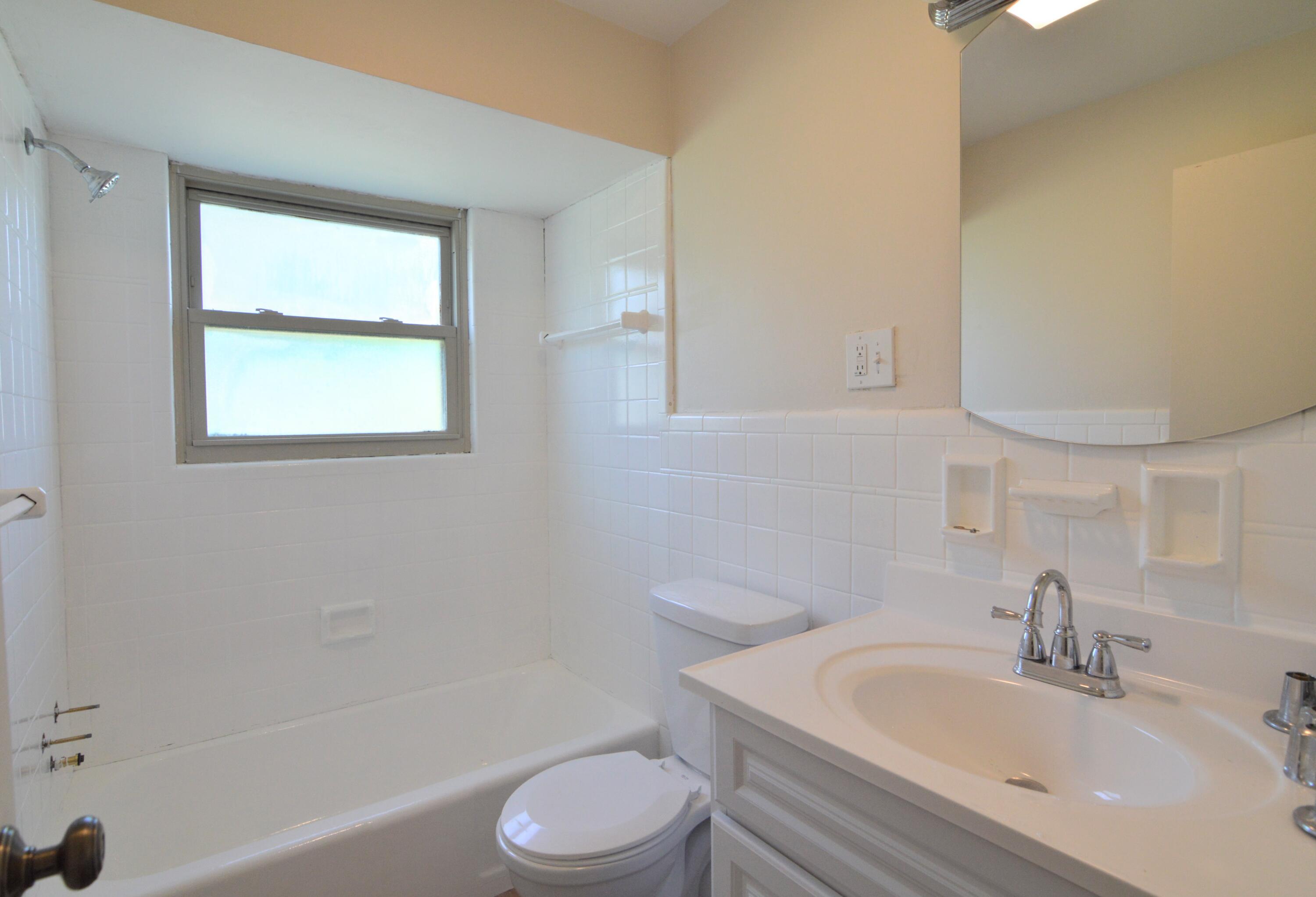 644819 Property Photo 22