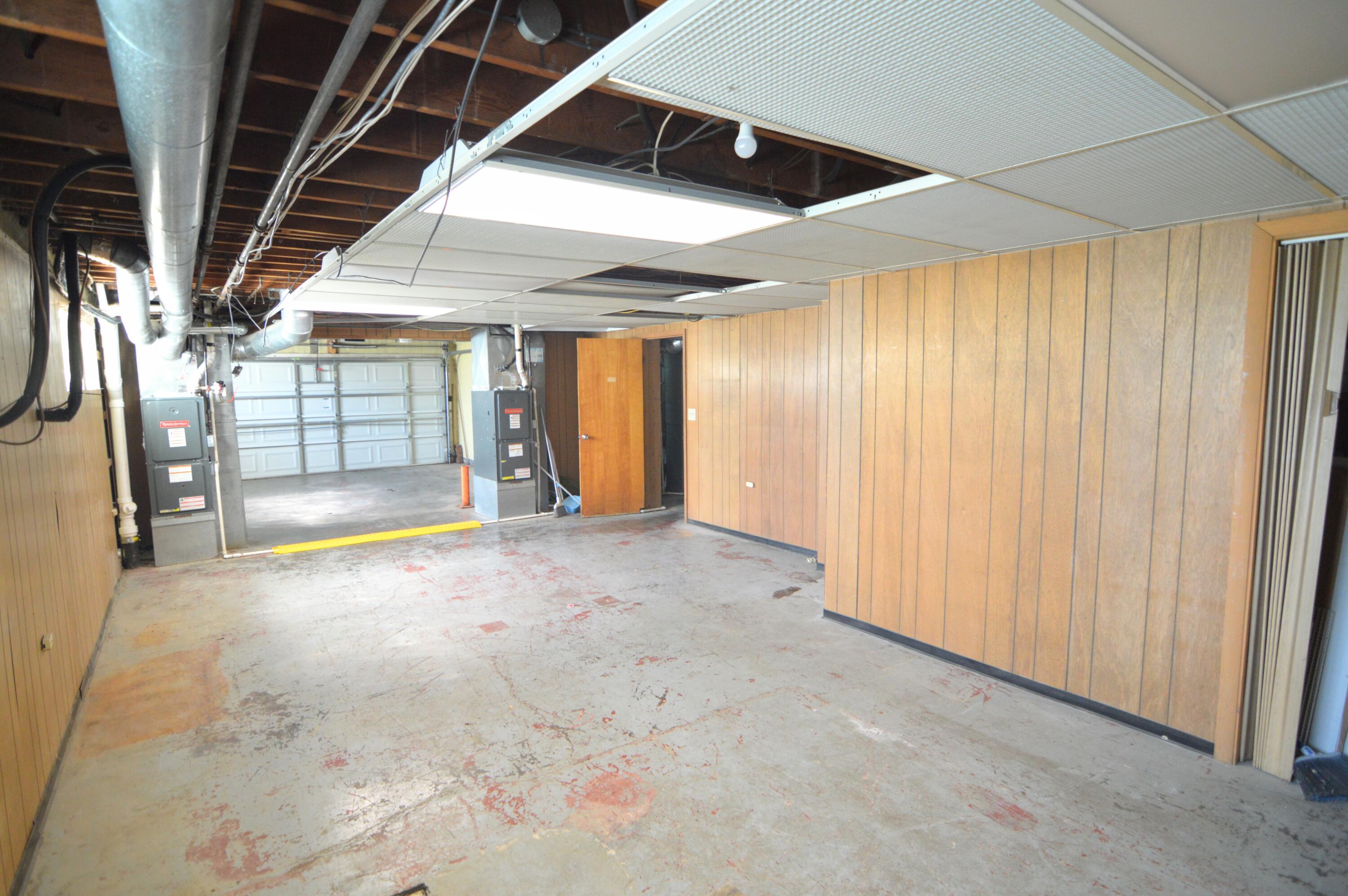 644819 Property Photo 31