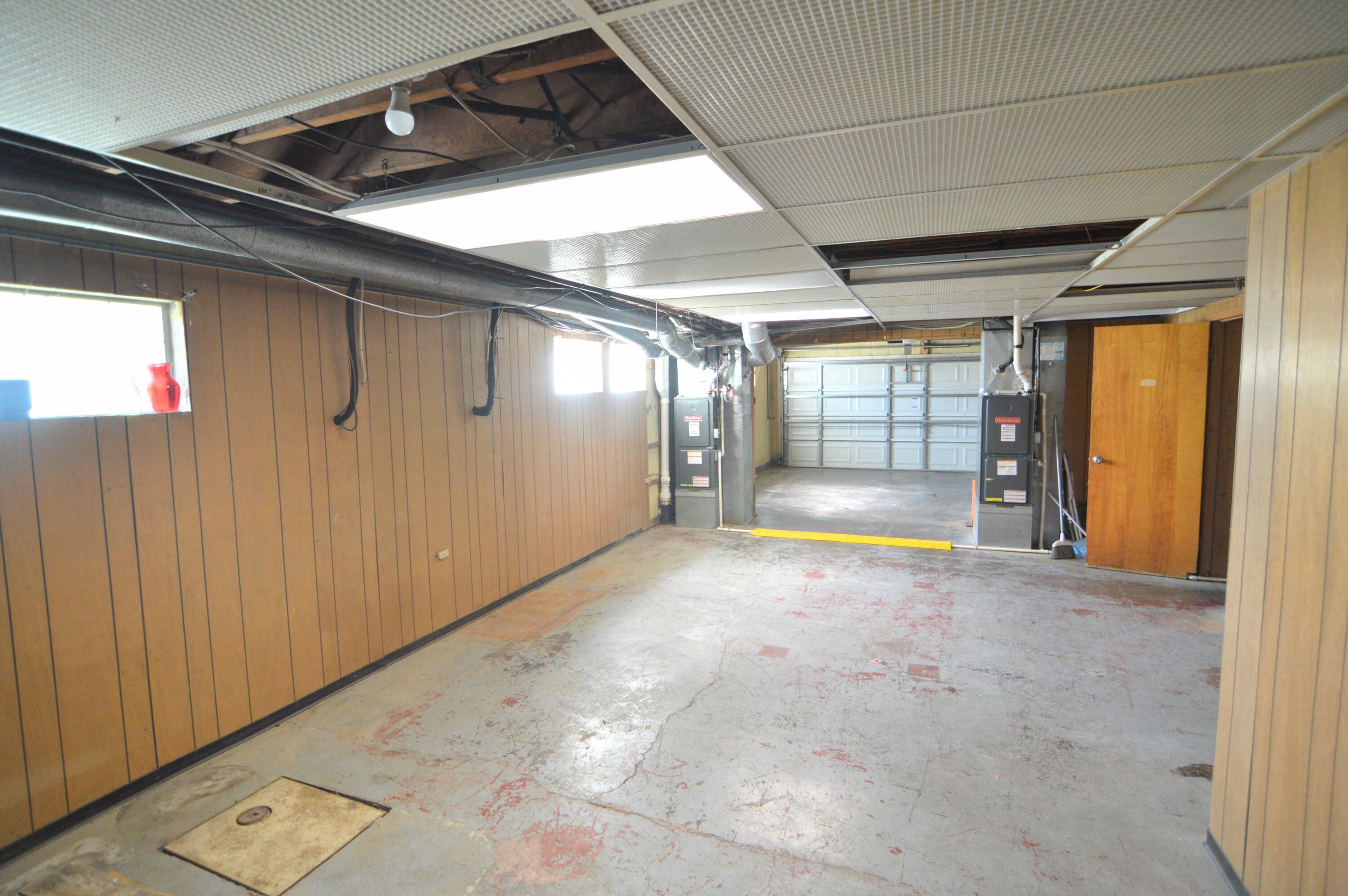 644819 Property Photo 32