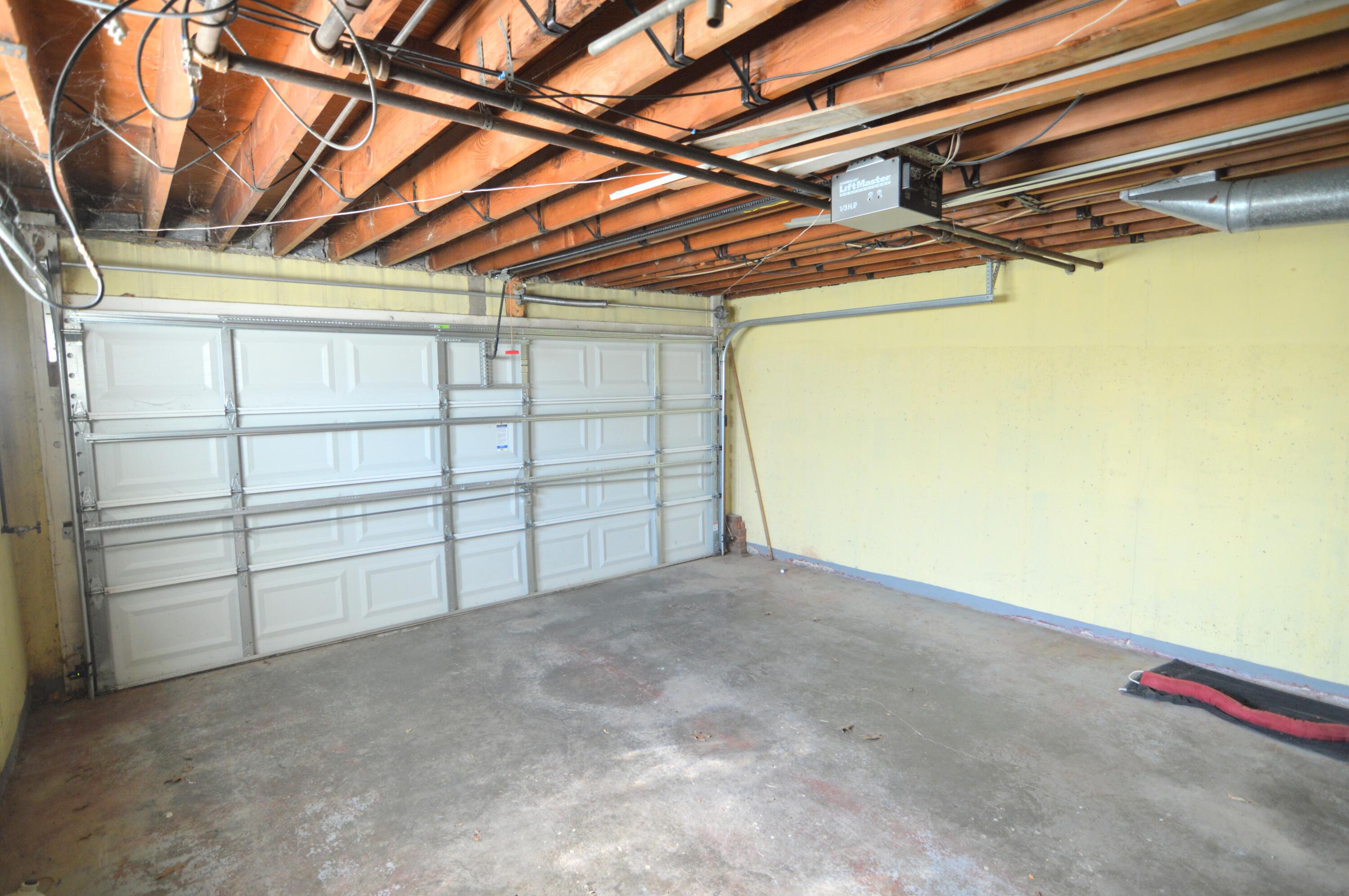 644819 Property Photo 33
