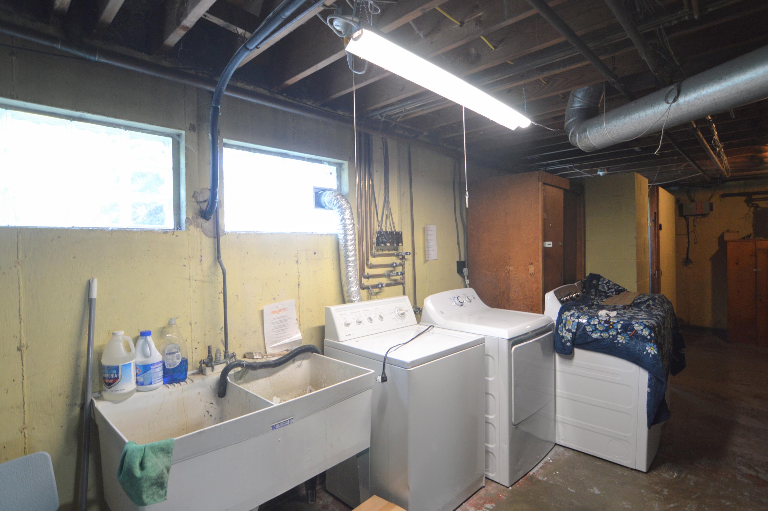 644819 Property Photo 38