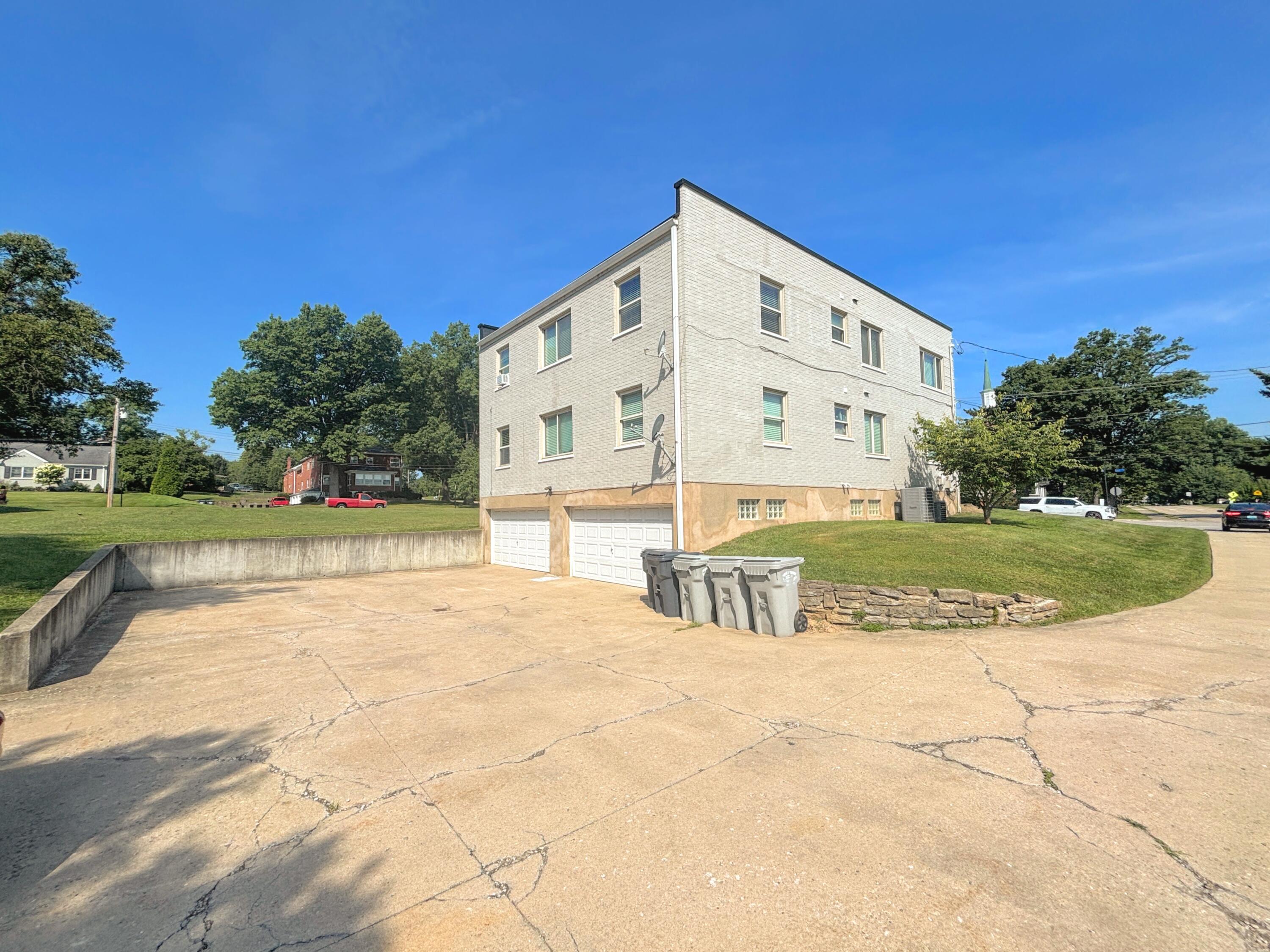 644819 Property Photo 48