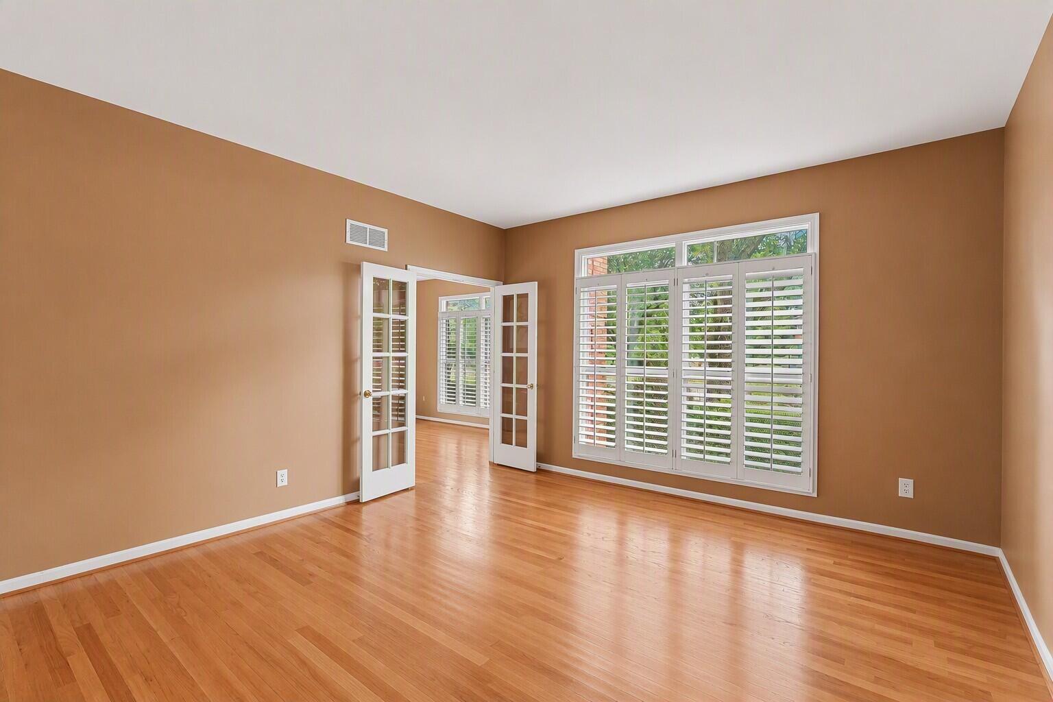 10937 Arcaro Lane Property Photo 14