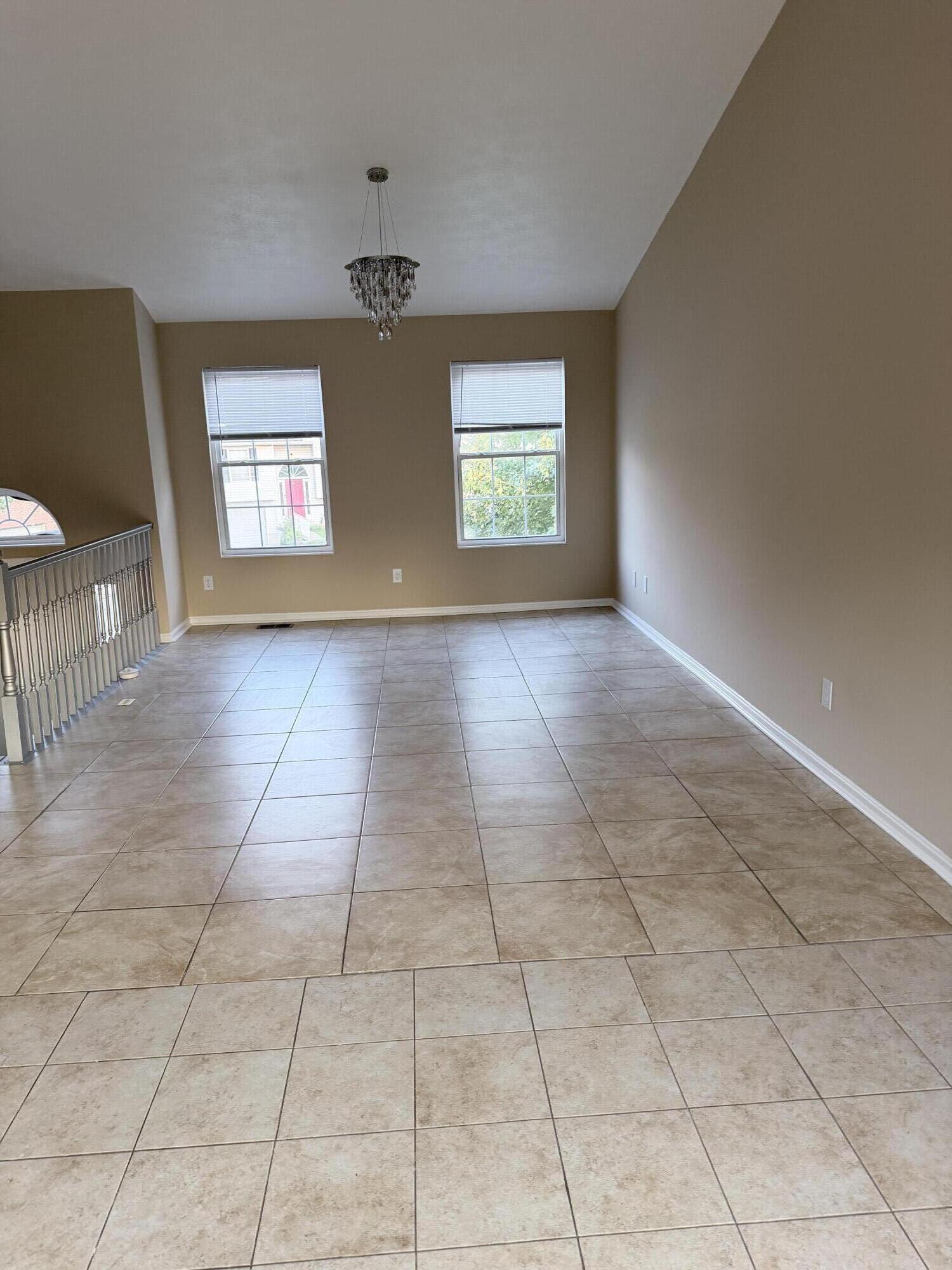 3652 Pondside Court Property Photo 5