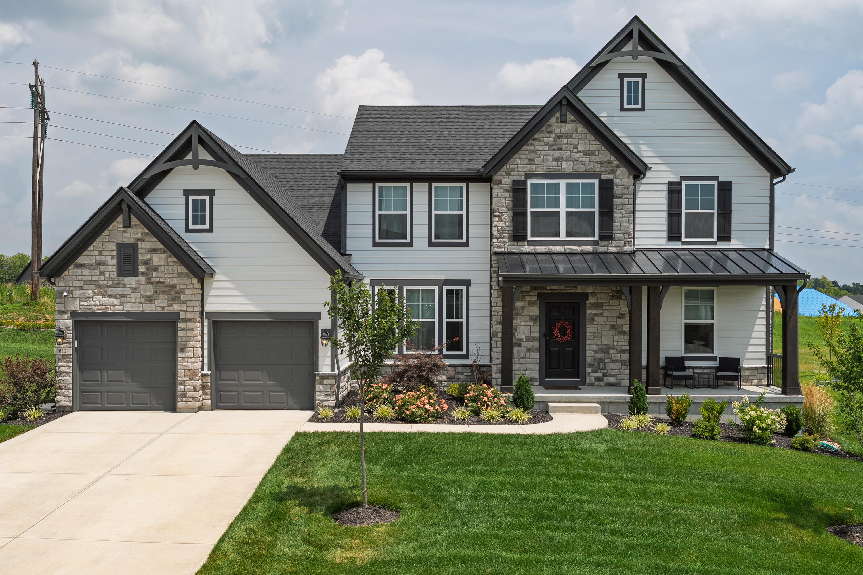 612 Winstar Court Property Photo 1