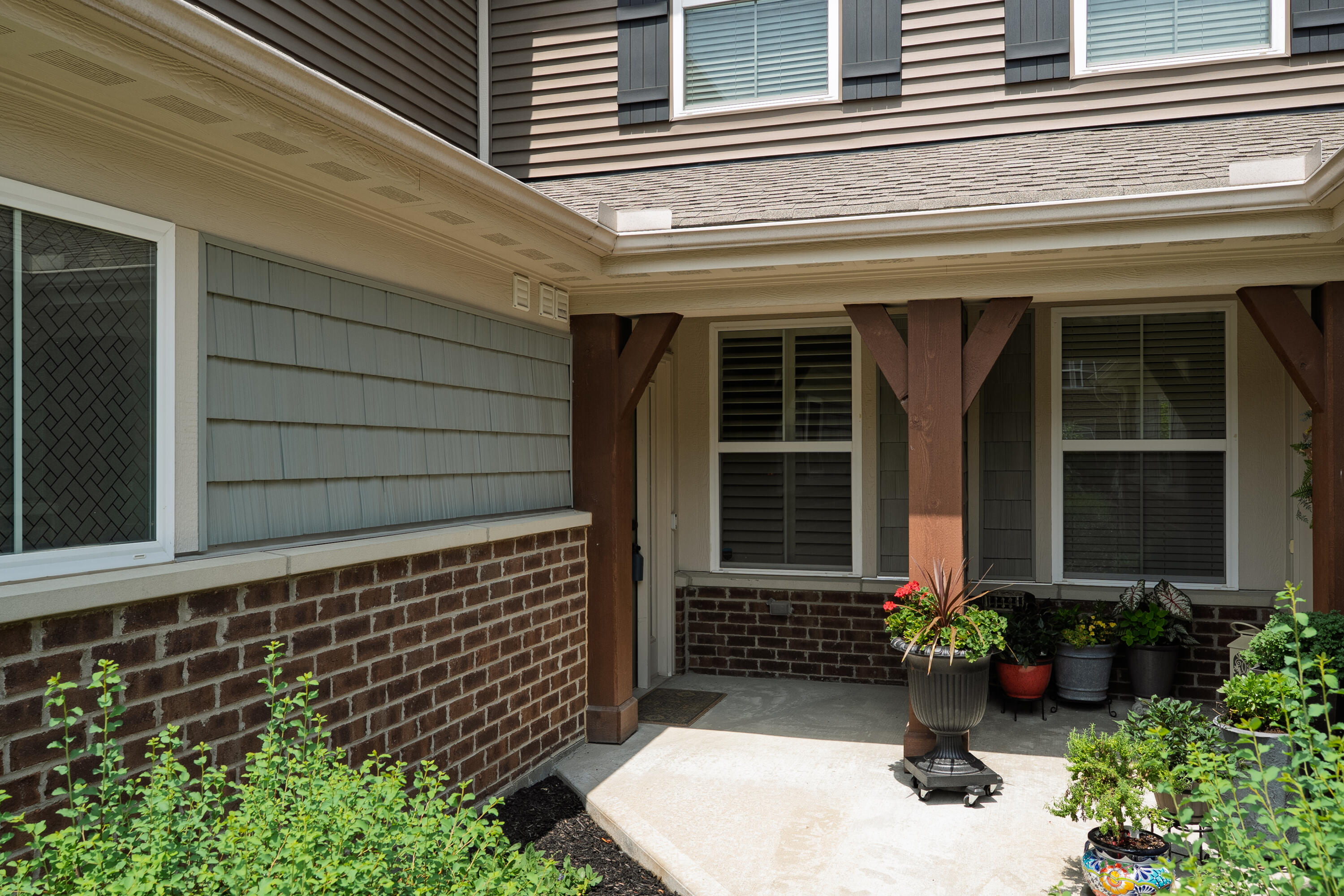 7541 Devonshire Drive Property Photo 2