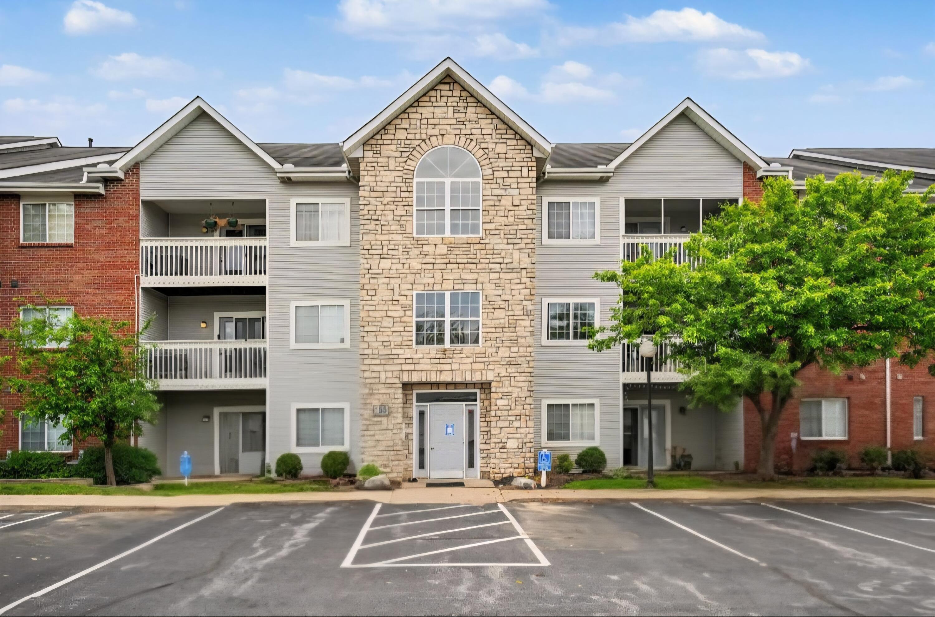 155 Barren River Drive, 7 Property Photo 1