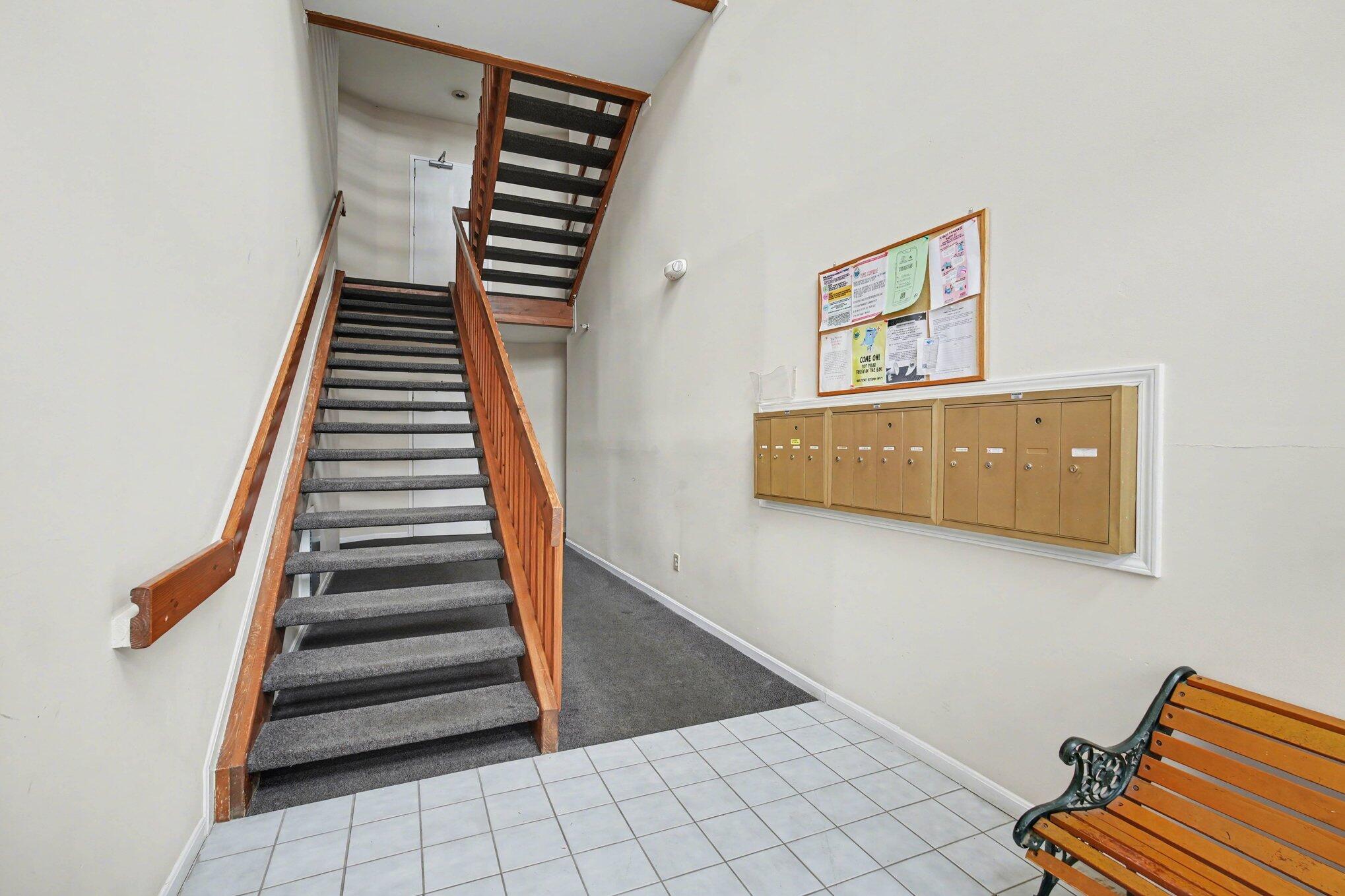155 Barren River Drive, 7 Property Photo 2