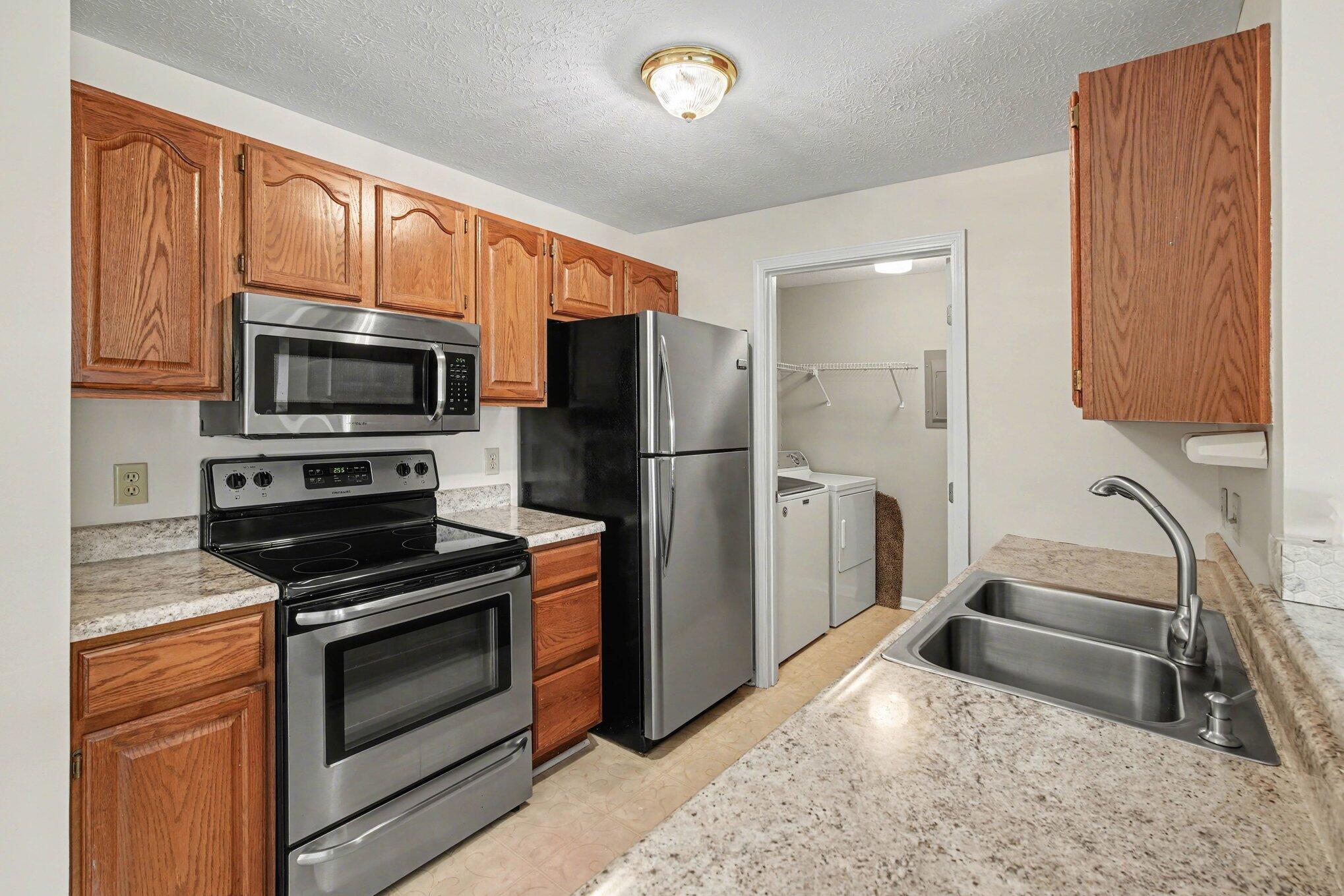 155 Barren River Drive, 7 Property Photo 7