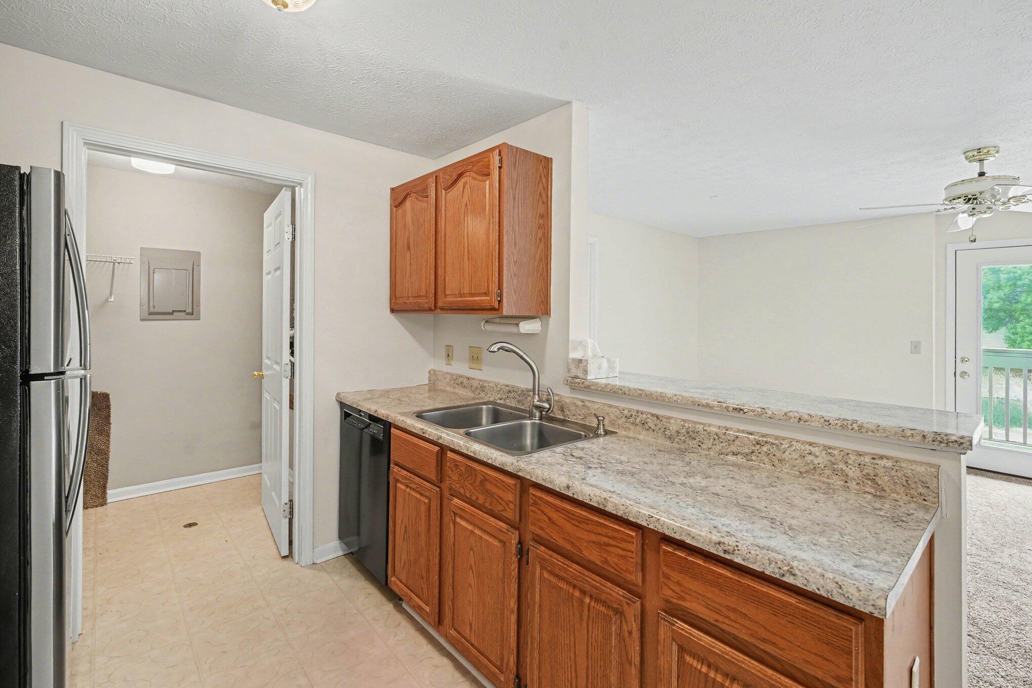 155 Barren River Drive, 7 Property Photo 8
