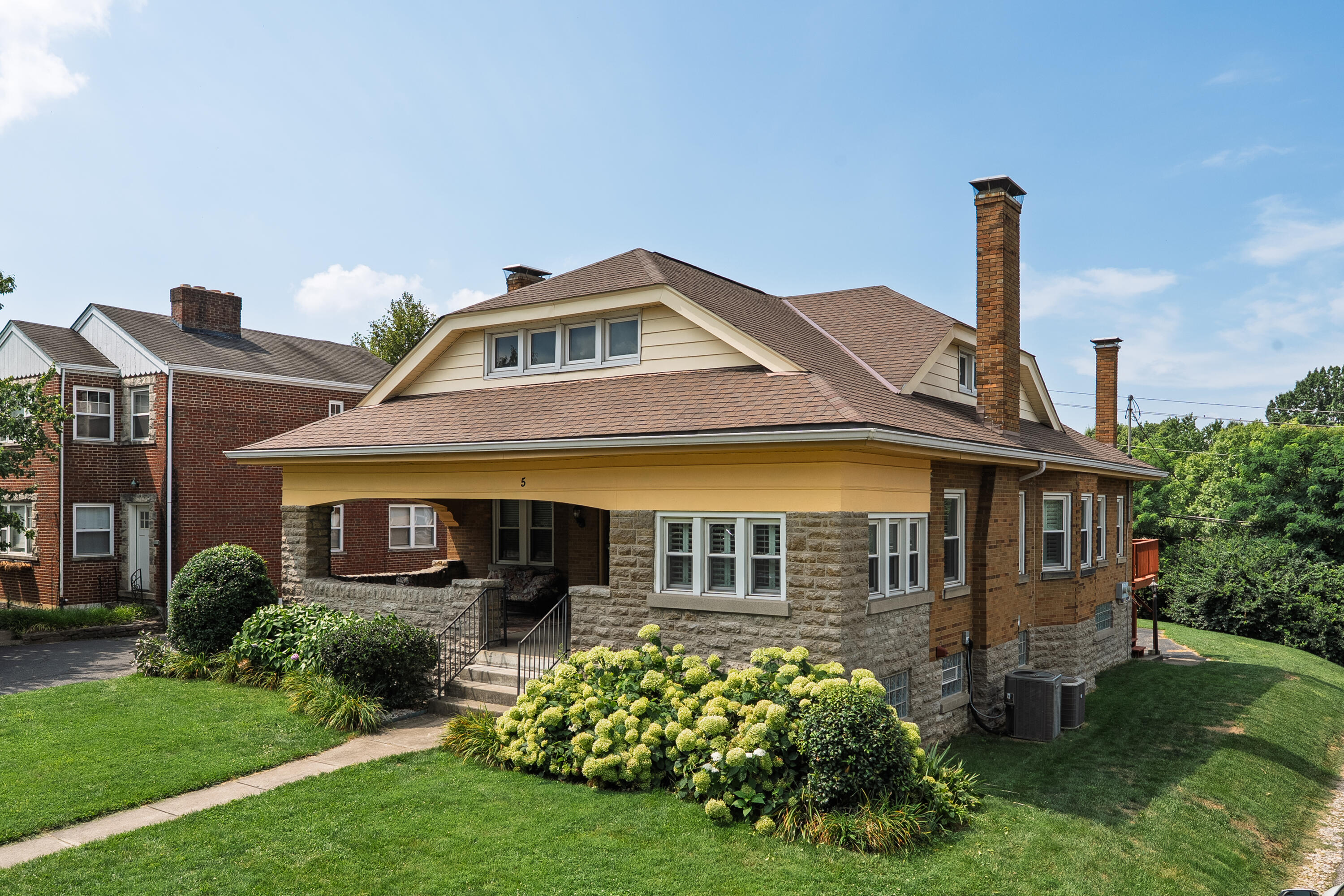 5 Pleasant Ridge Avenue Property Photo 2