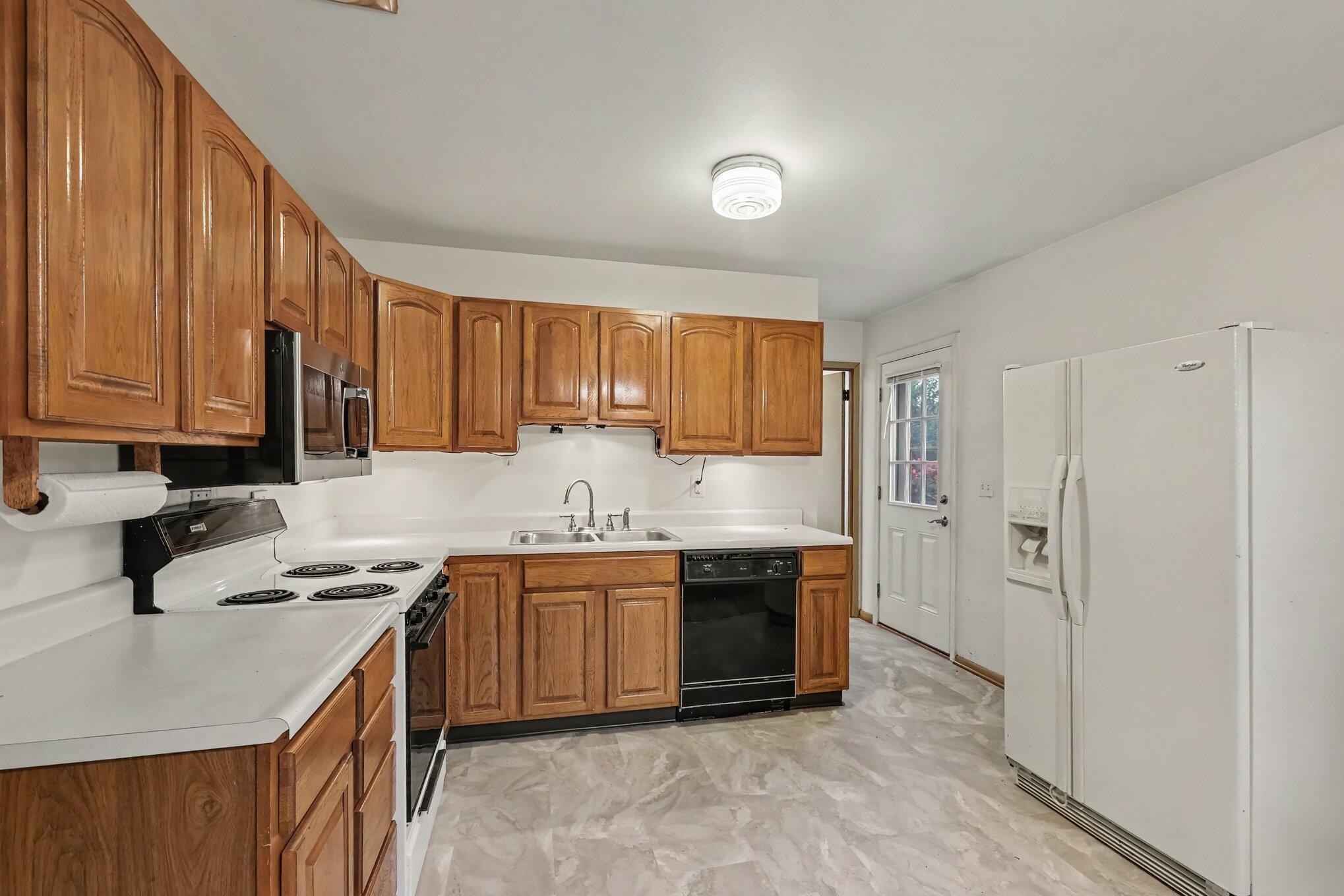 1590 Marcella Drive Property Photo 12