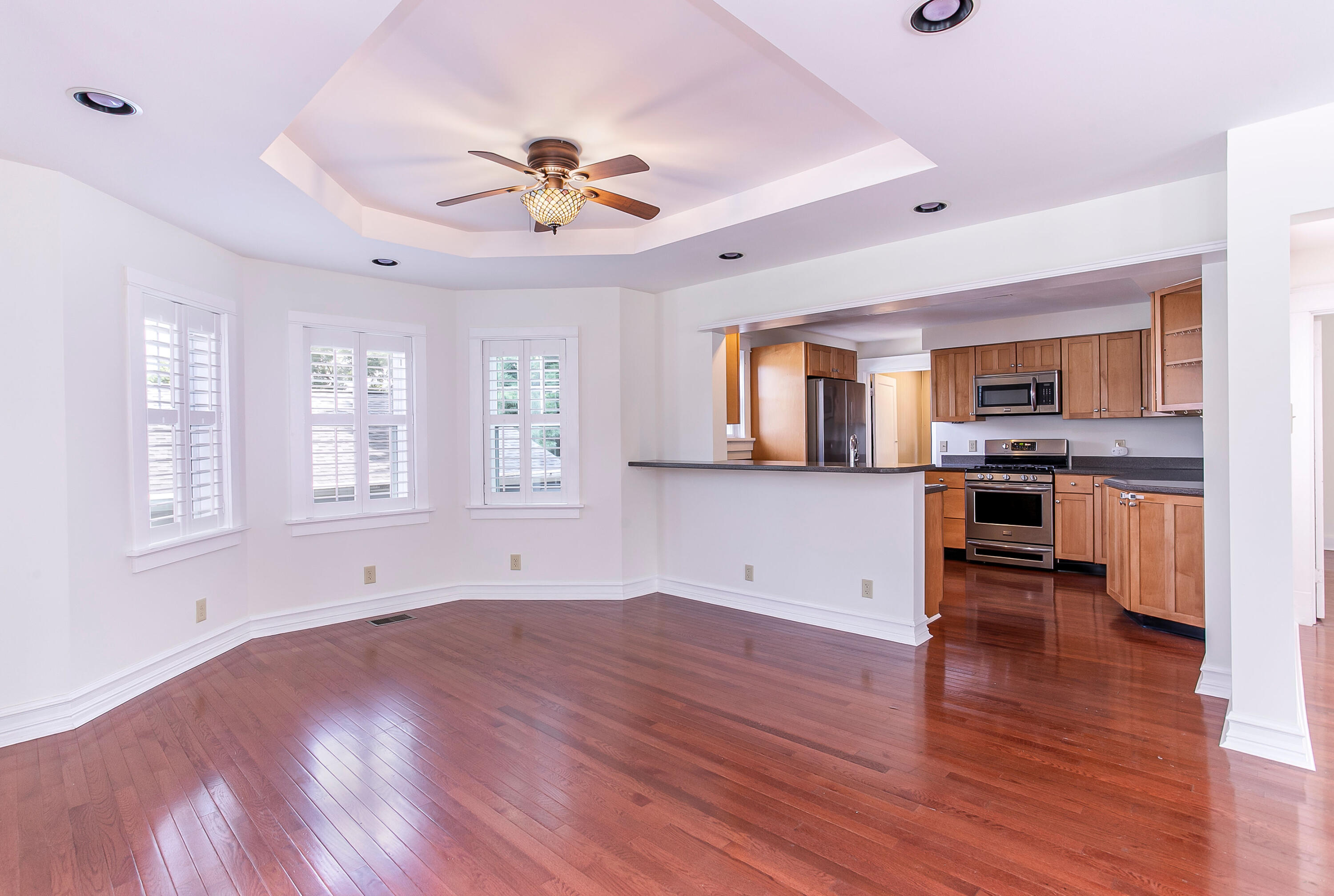 1109 Dayton Avenue Property Photo 13