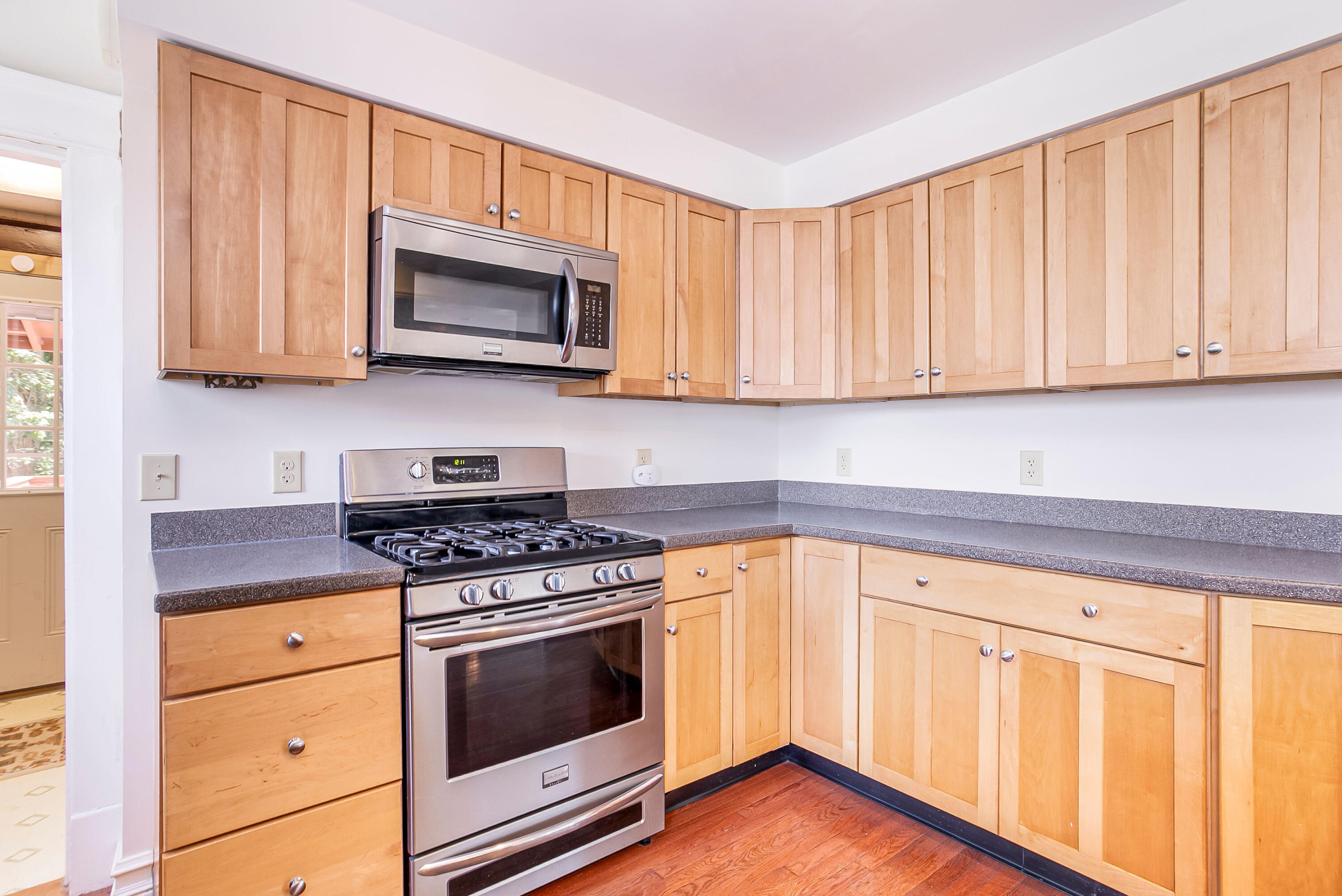 1109 Dayton Avenue Property Photo 18