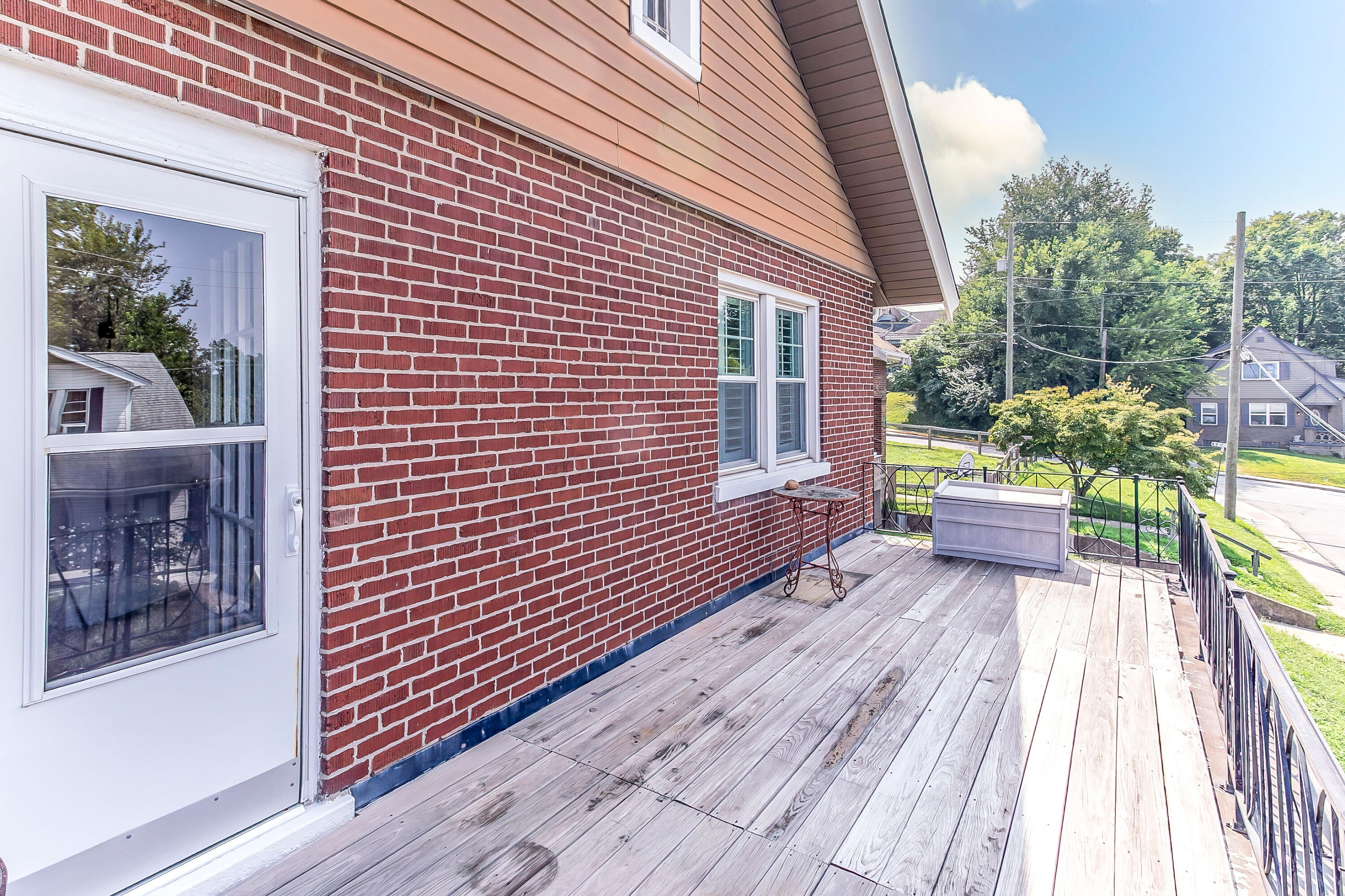 1109 Dayton Avenue Property Photo 39