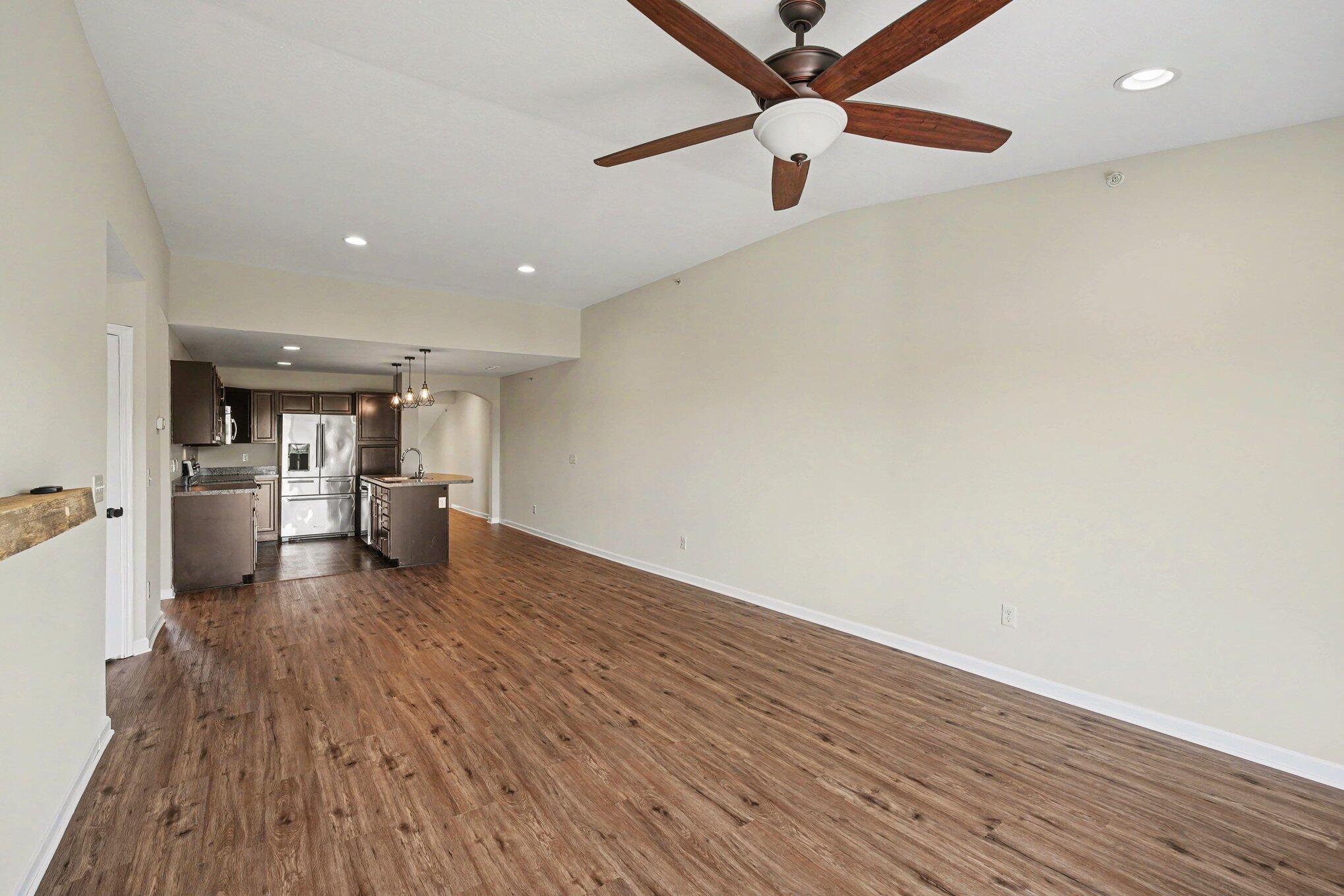 6069 Boulder View Property Photo 5