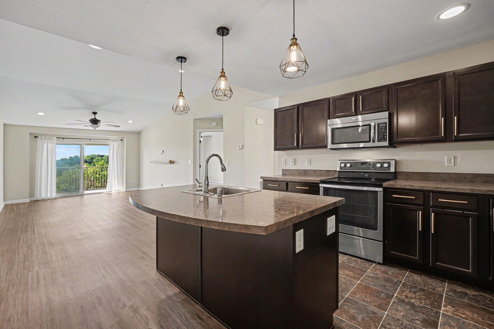 6069 Boulder View Property Photo 7
