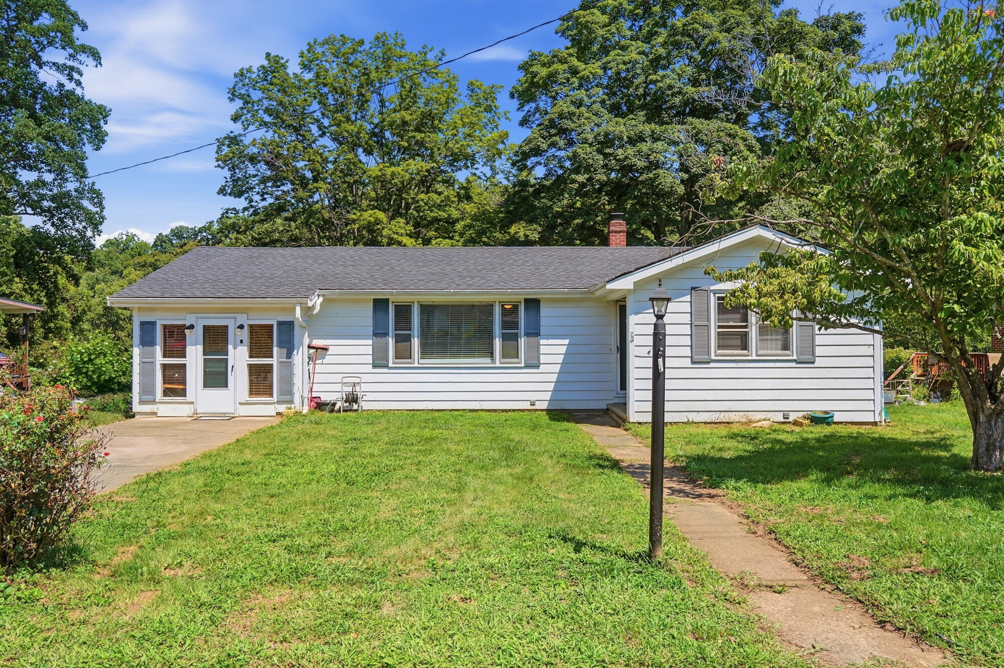 108 Riverside Drive Property Photo 1