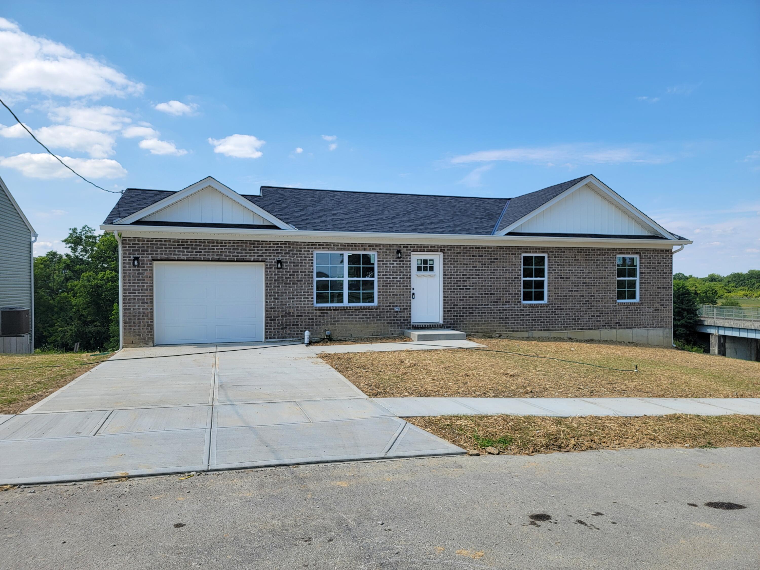 18 Nicholson Avenue Property Photo 1