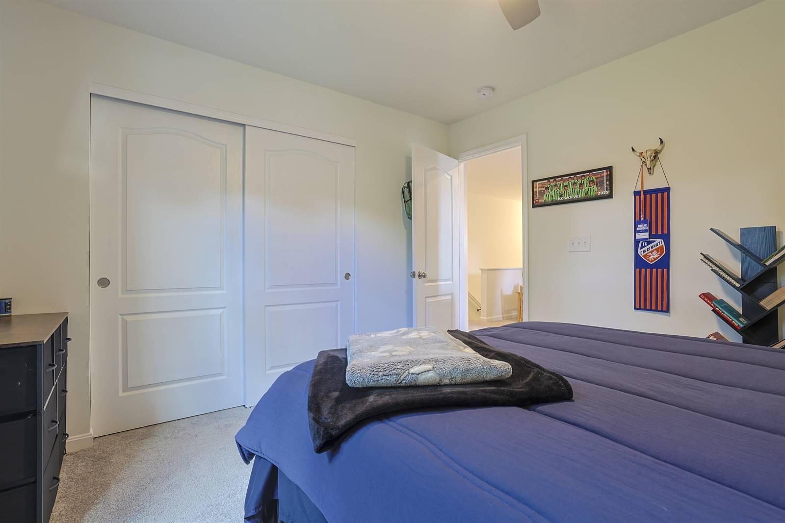 1327 Meadowcrest Circle Property Photo 31