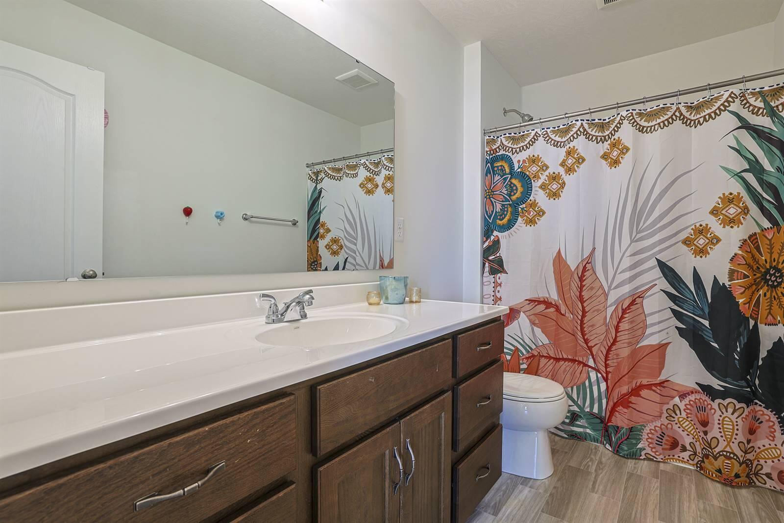 1327 Meadowcrest Circle Property Photo 35
