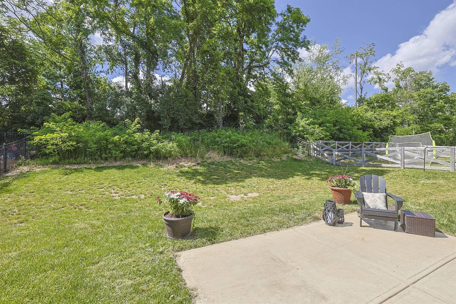 1327 Meadowcrest Circle Property Photo 38