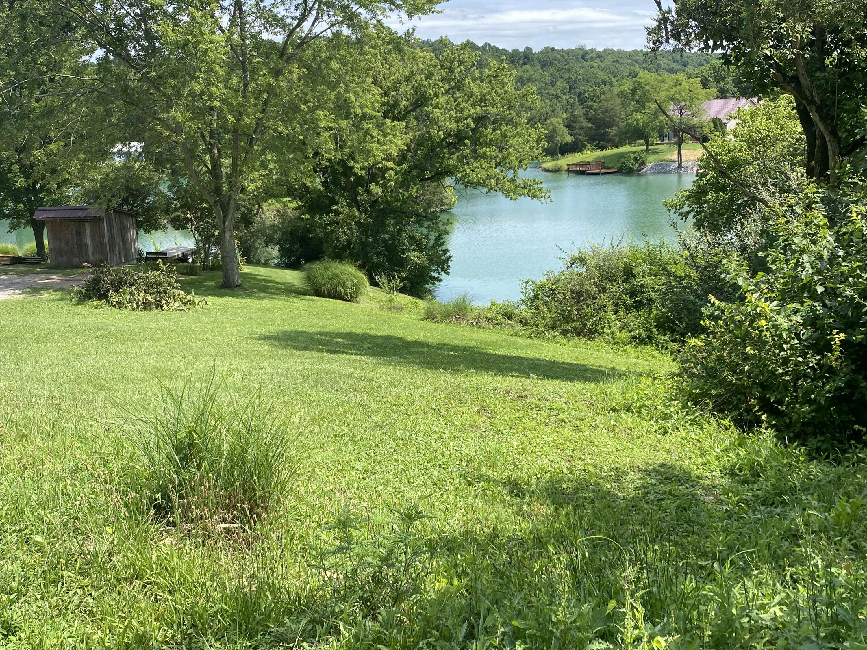192 Wideview Drive Property Photo 3