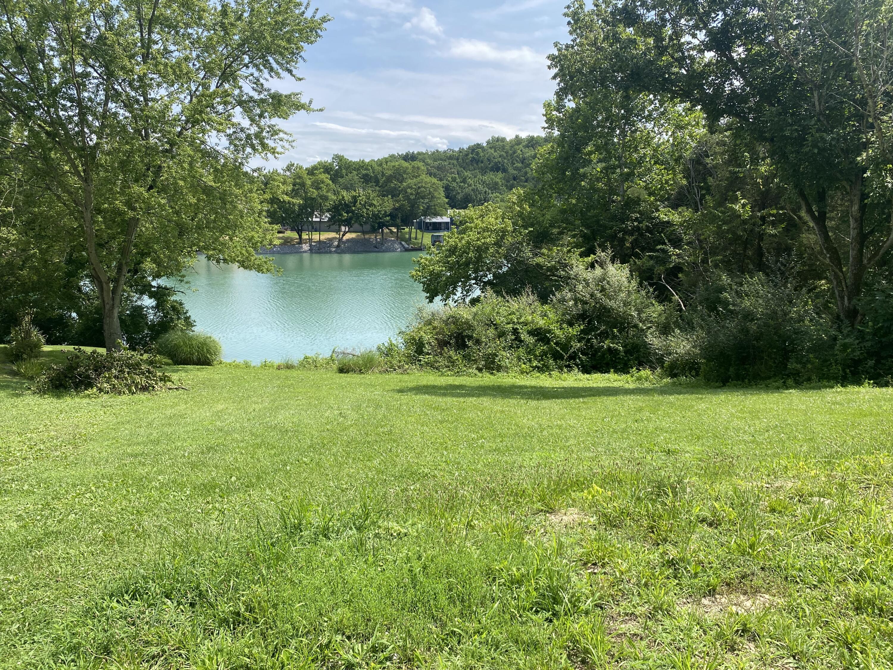 192 Wideview Drive Property Photo 4