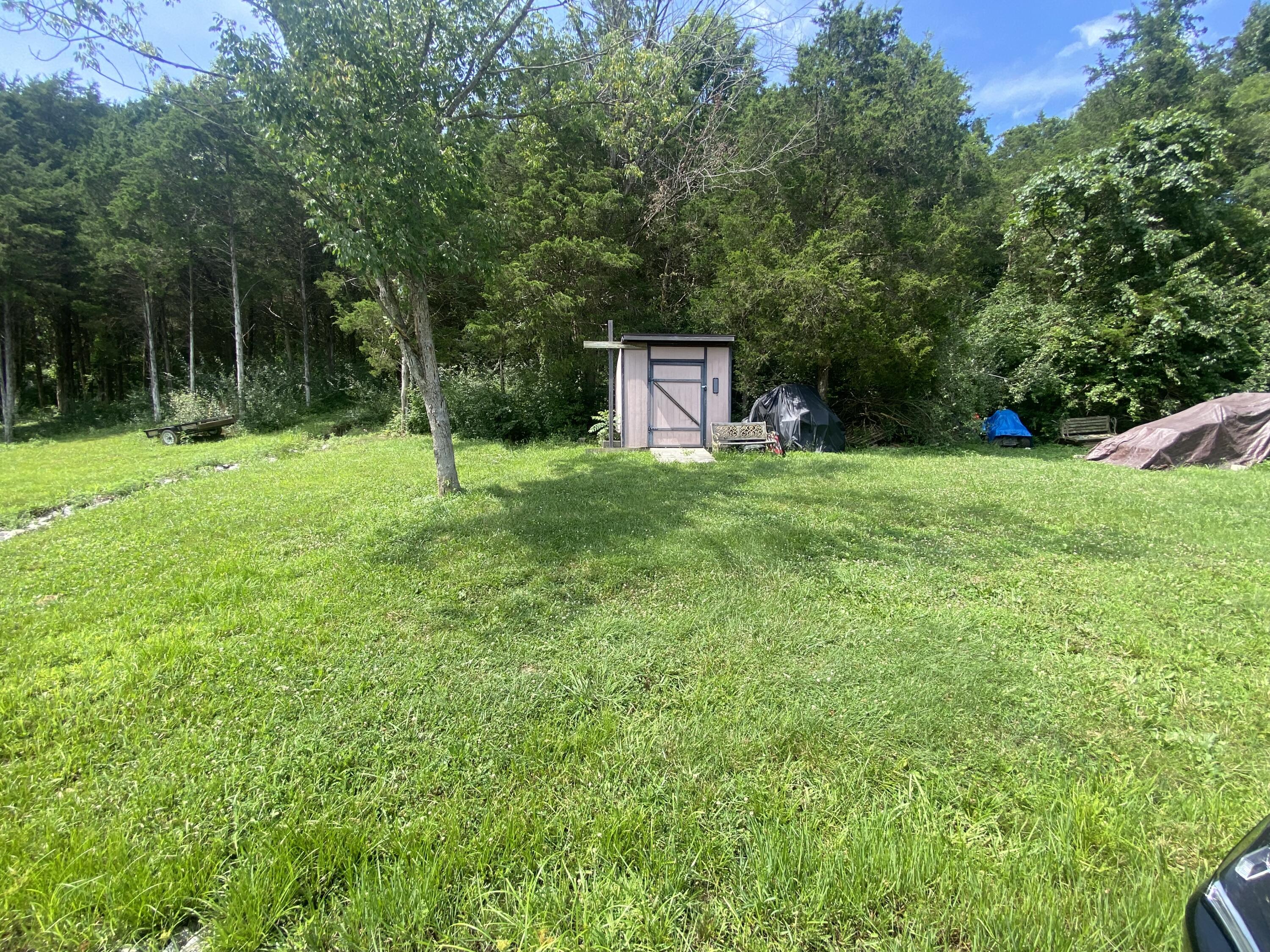 195 Wideview Drive Property Photo 1