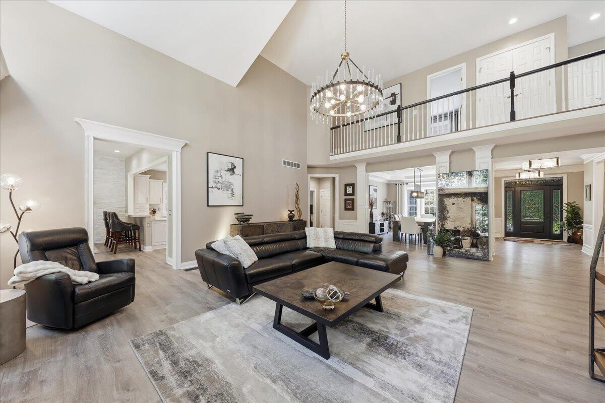 10832 Silver Charm Lane Property Photo 10