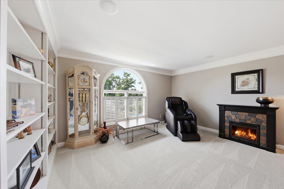 10832 Silver Charm Lane Property Photo 28