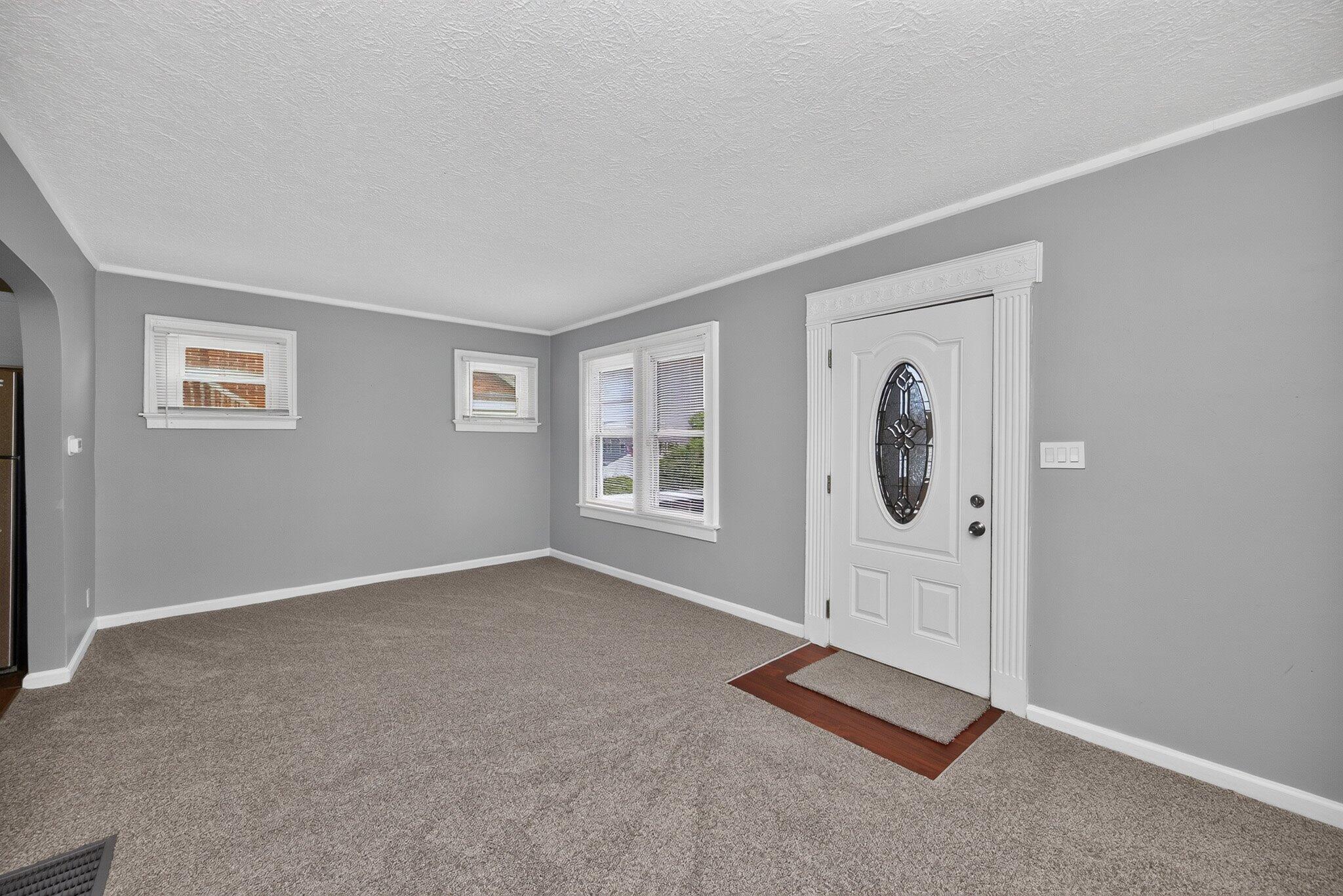 1507 Monroe Street Property Photo 6