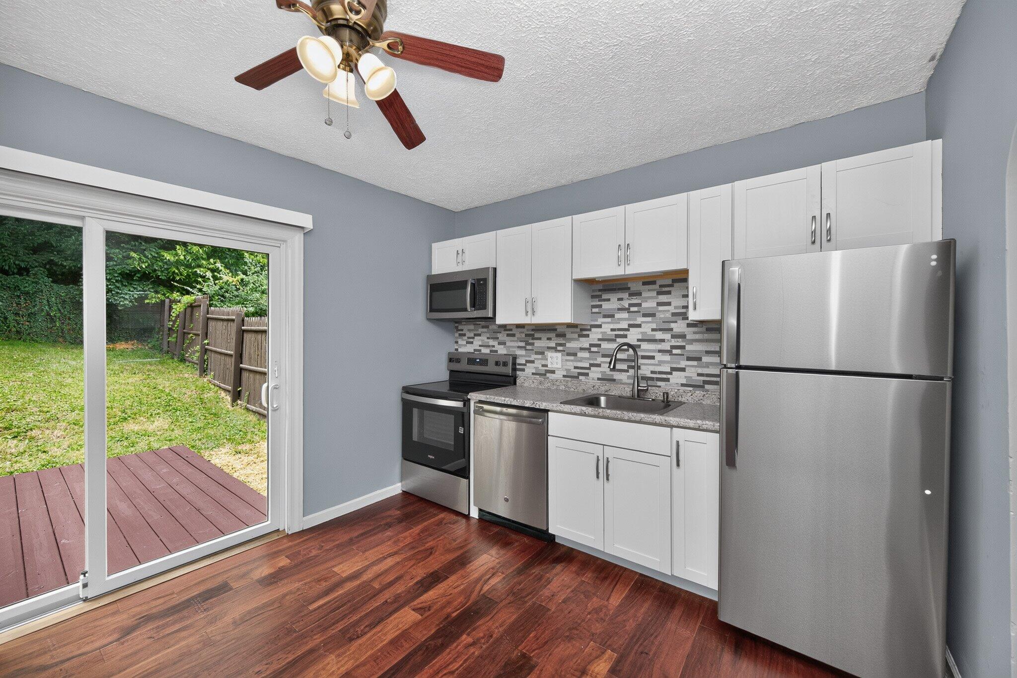 1507 Monroe Street Property Photo 11