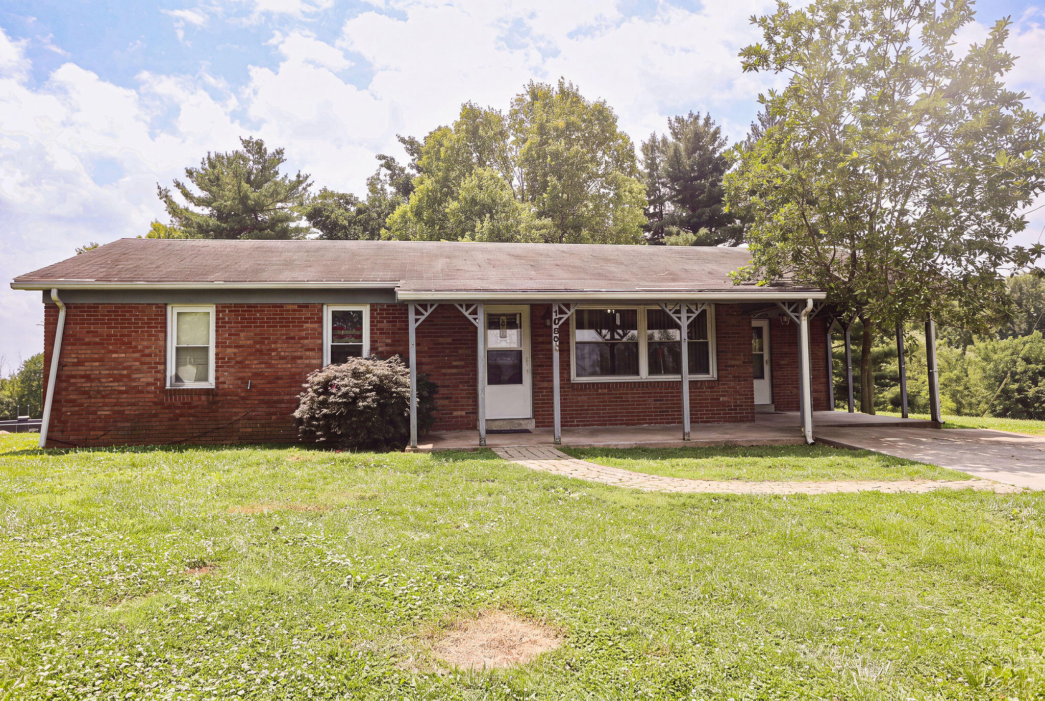10690 N Us Highway 127 Property Photo 1